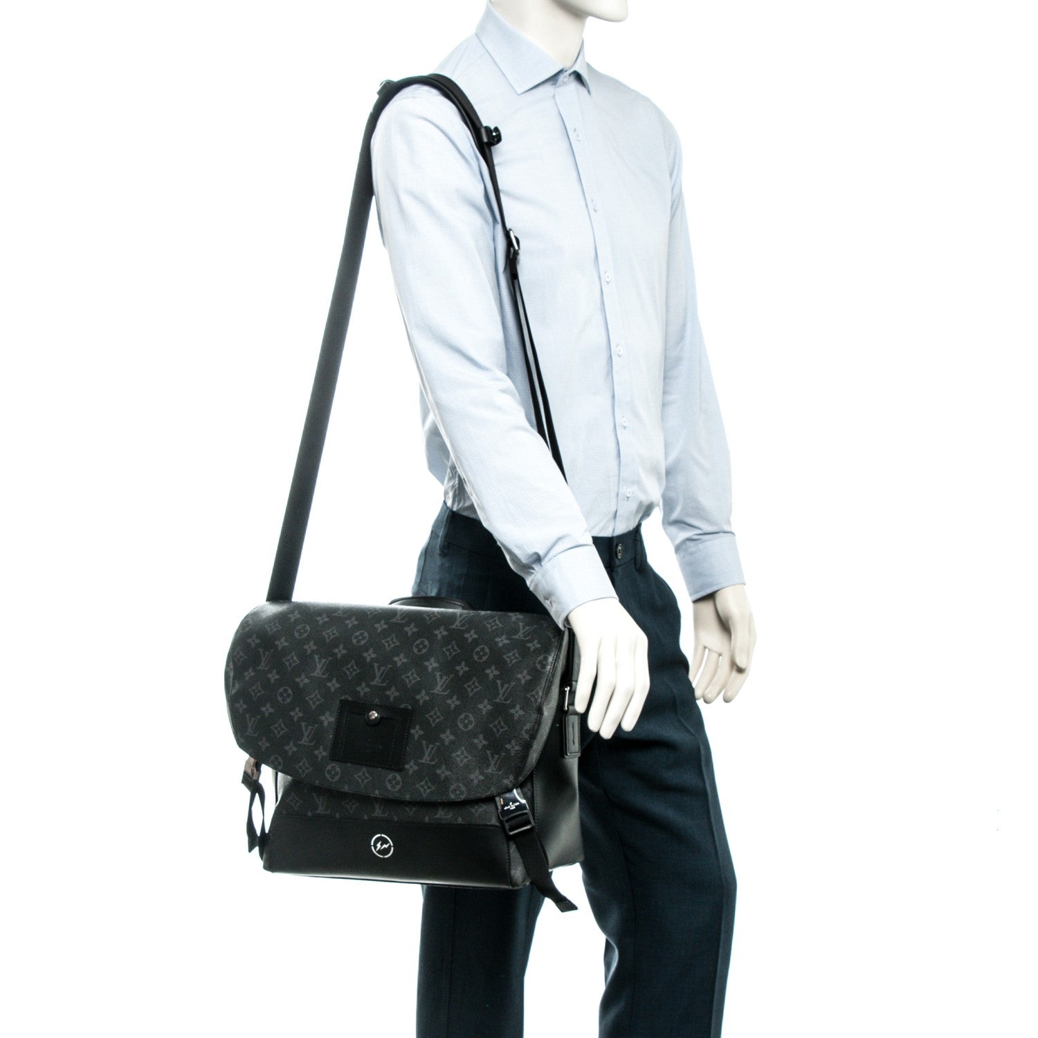Louis Vuitton Monogram Eclipse Voyager Messenger MM 2 of 7