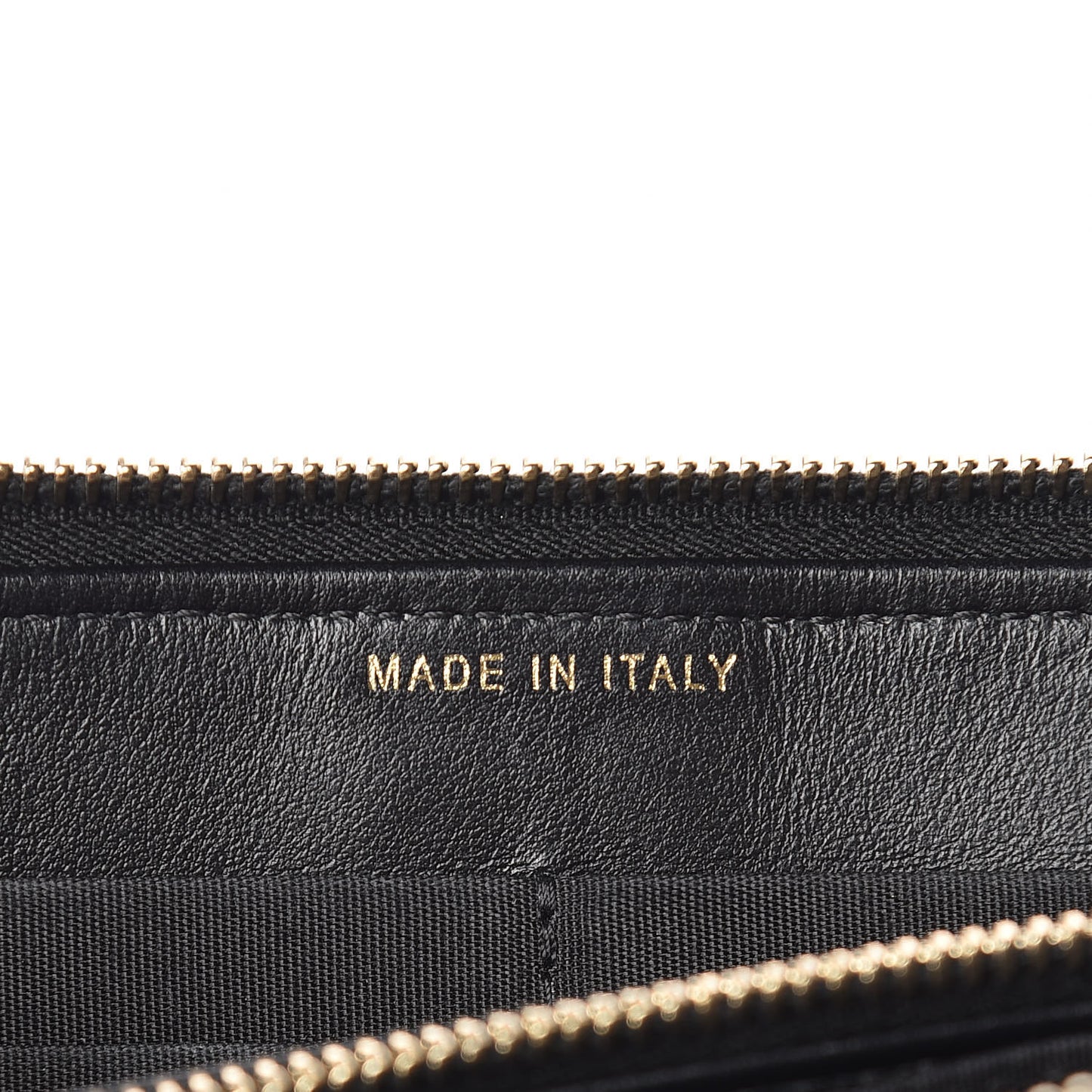 Caviar Quilted Small Zipped Boy Pouch Black