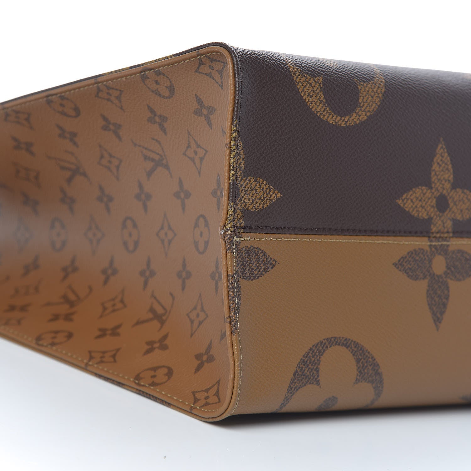 Louis Vuitton Reverse Monogram Giant Onthego GM 8 of 10