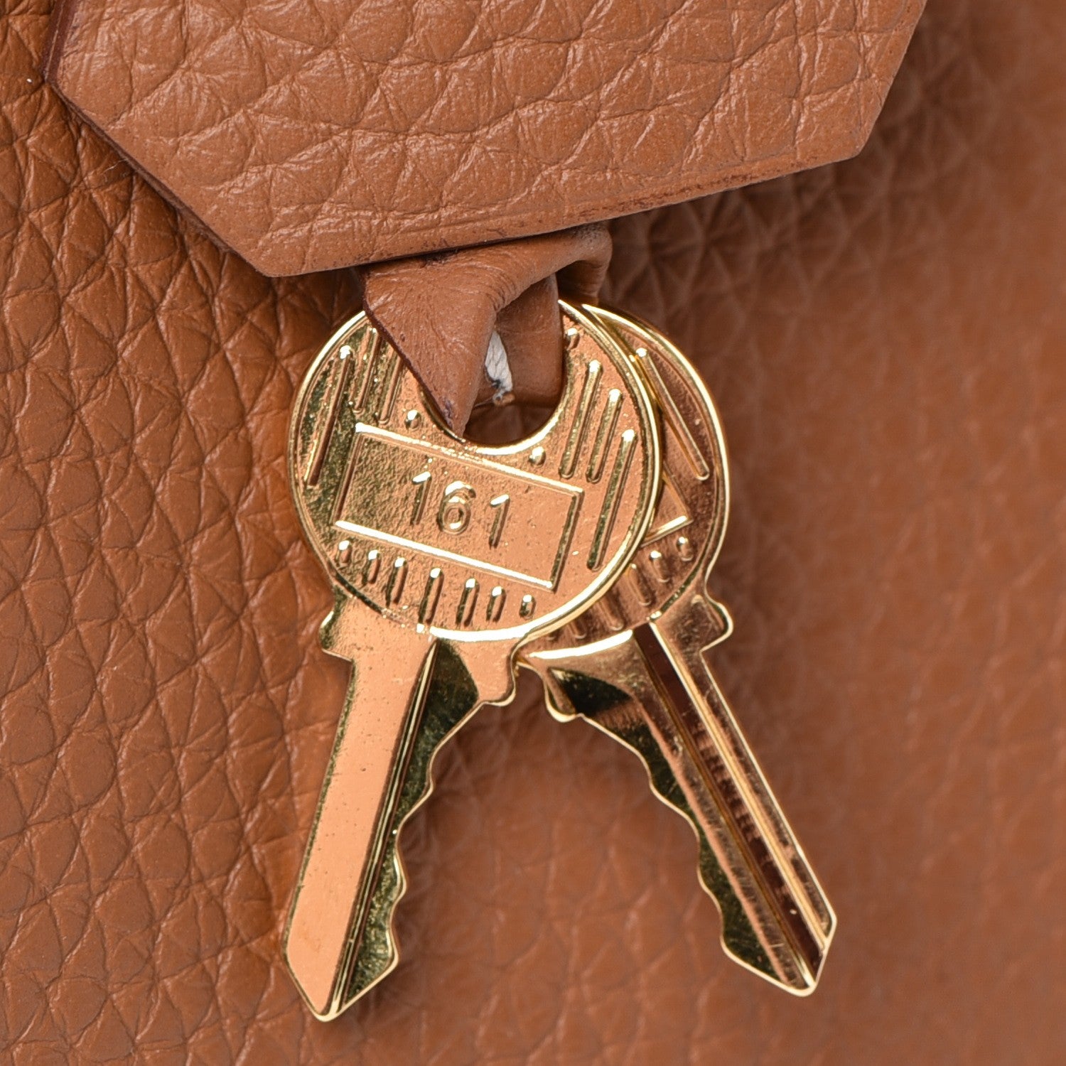 Hermes Taurillon Clemence Retourne Horseshoe Kelly 28 Gold 37 of 40