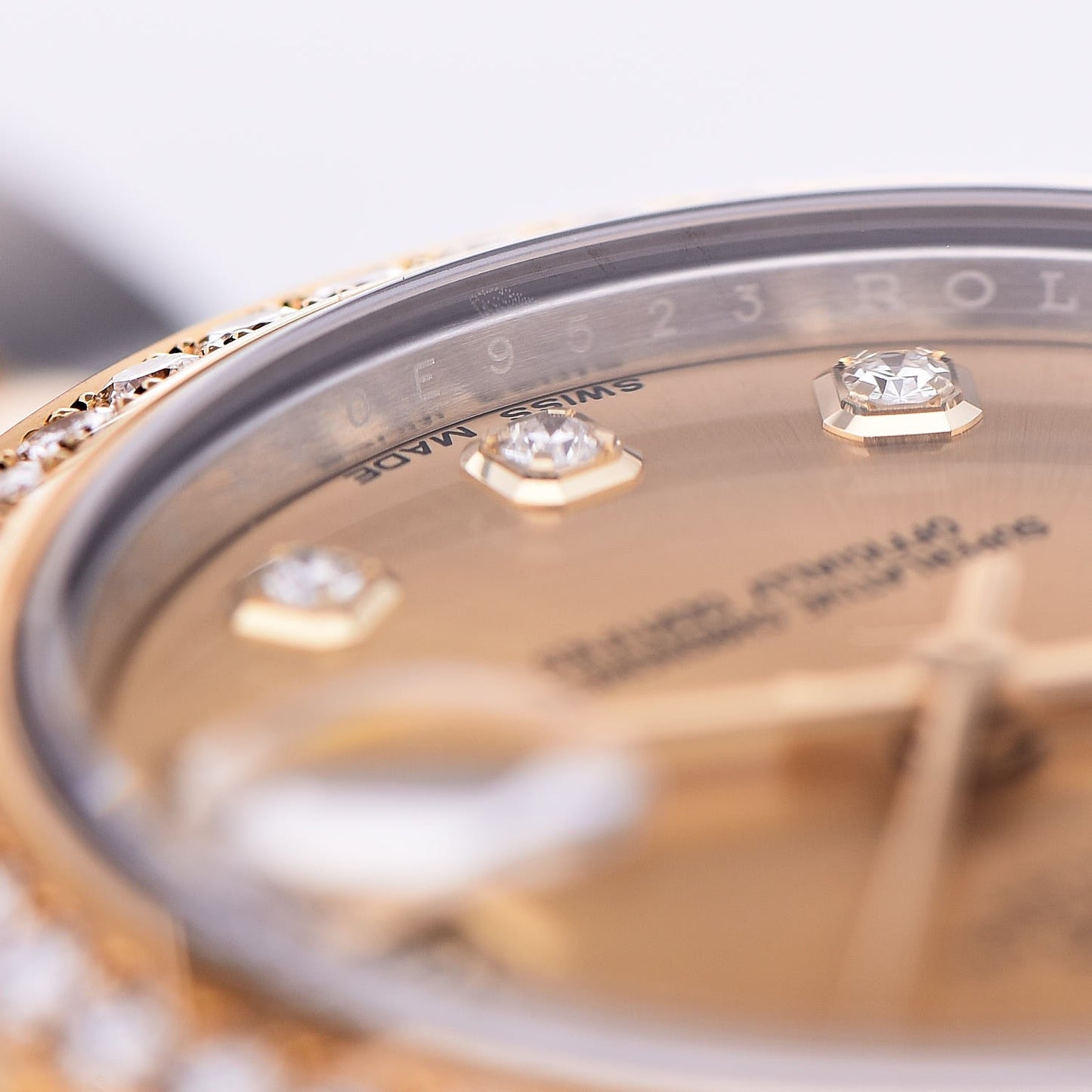 Stainless Steel 18K Yellow Gold Diamond Bezel 31mm Oyster Perpetual DateJust Watch Champagne