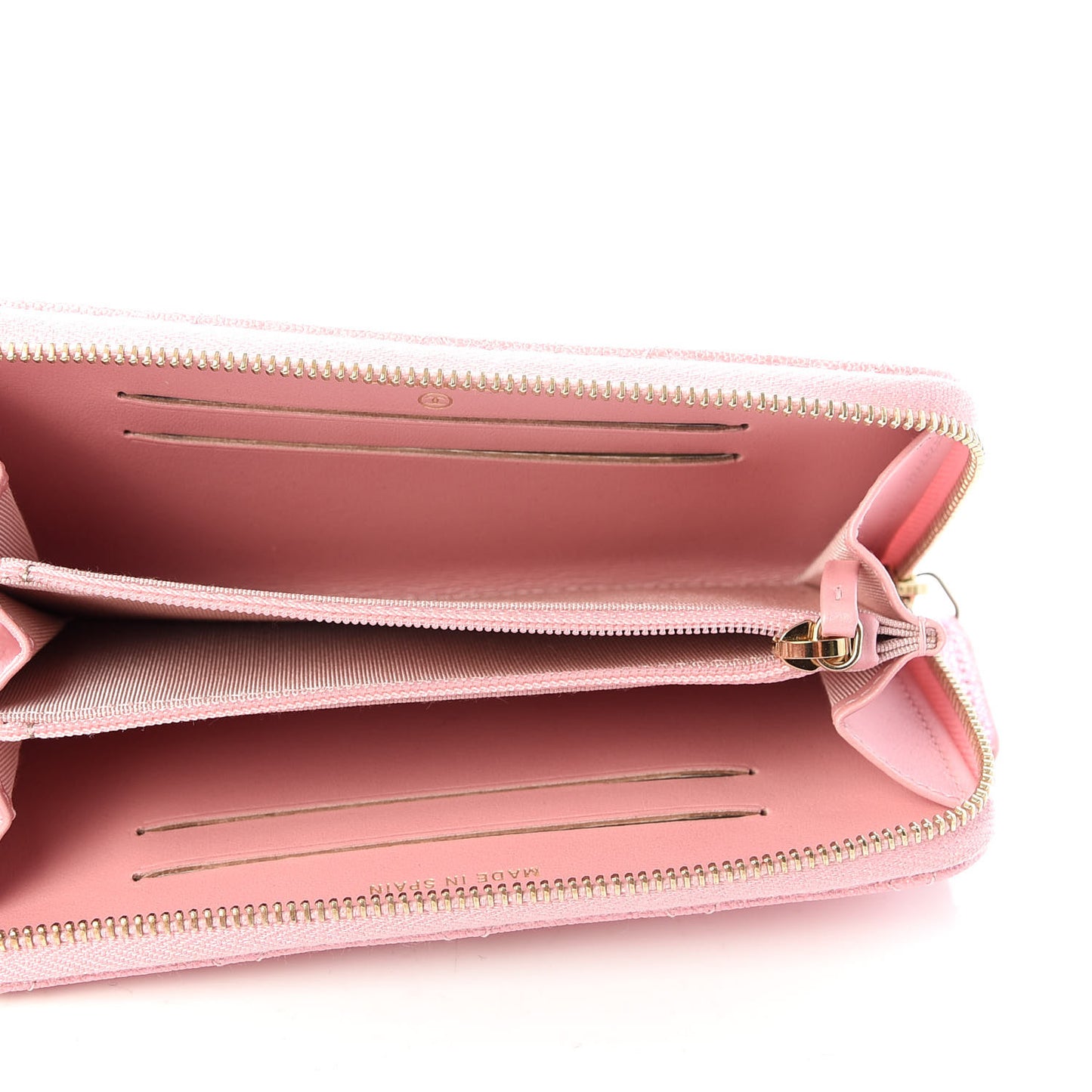 Iridescent Caviar Quilted Medium Zip Around Wallet Pink