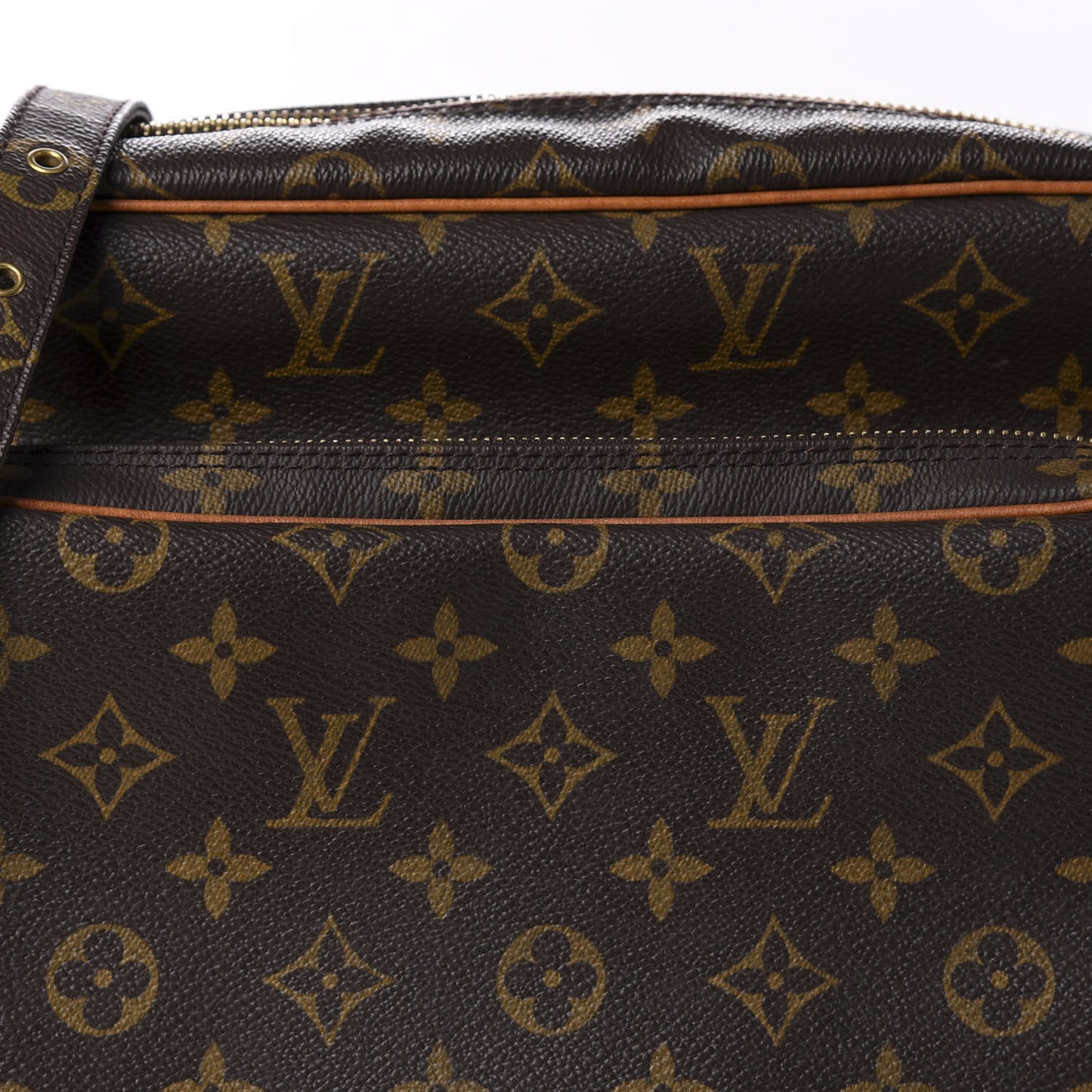 Monogram Nil 28