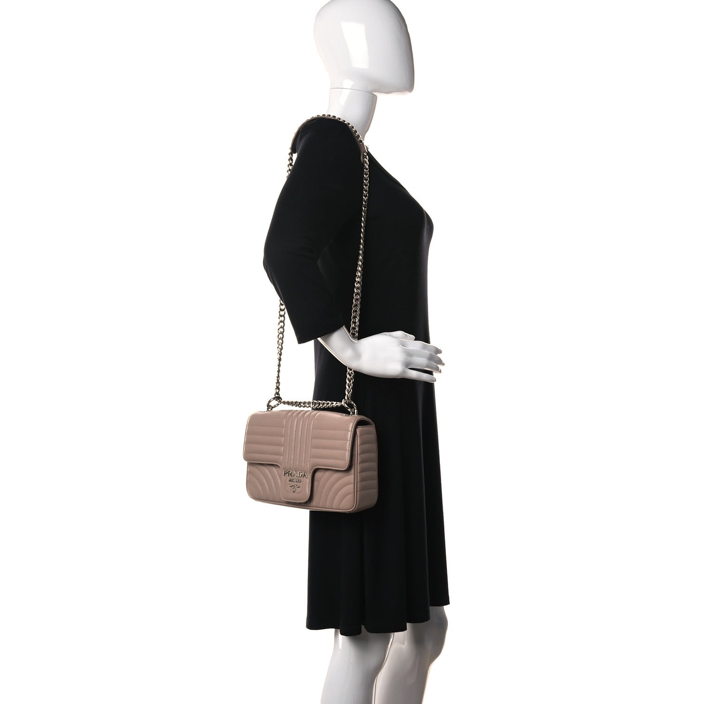 Soft Calfskin Impunture Diagramme Medium Chain Flap Shoulder Bag Cipria