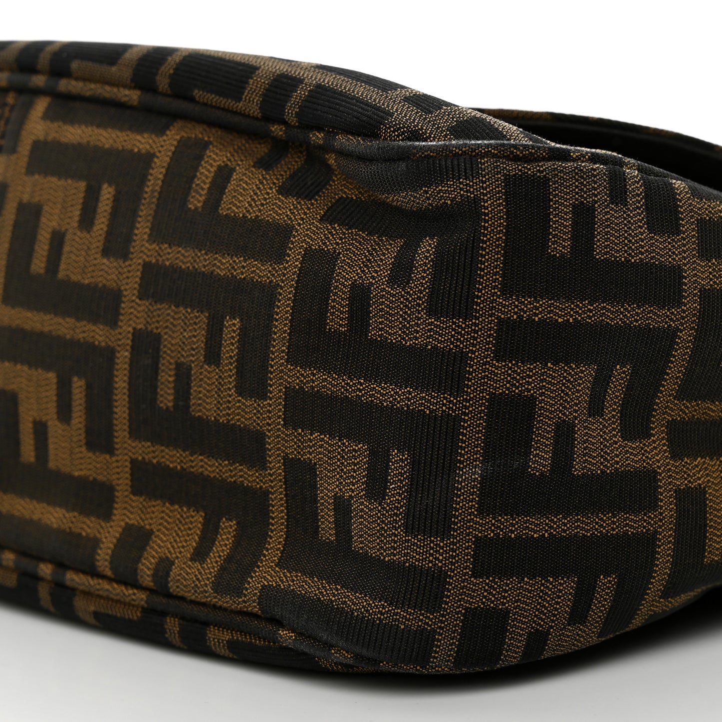 Zucca Vitello Artic Messenger Bag Tobacco Castagna