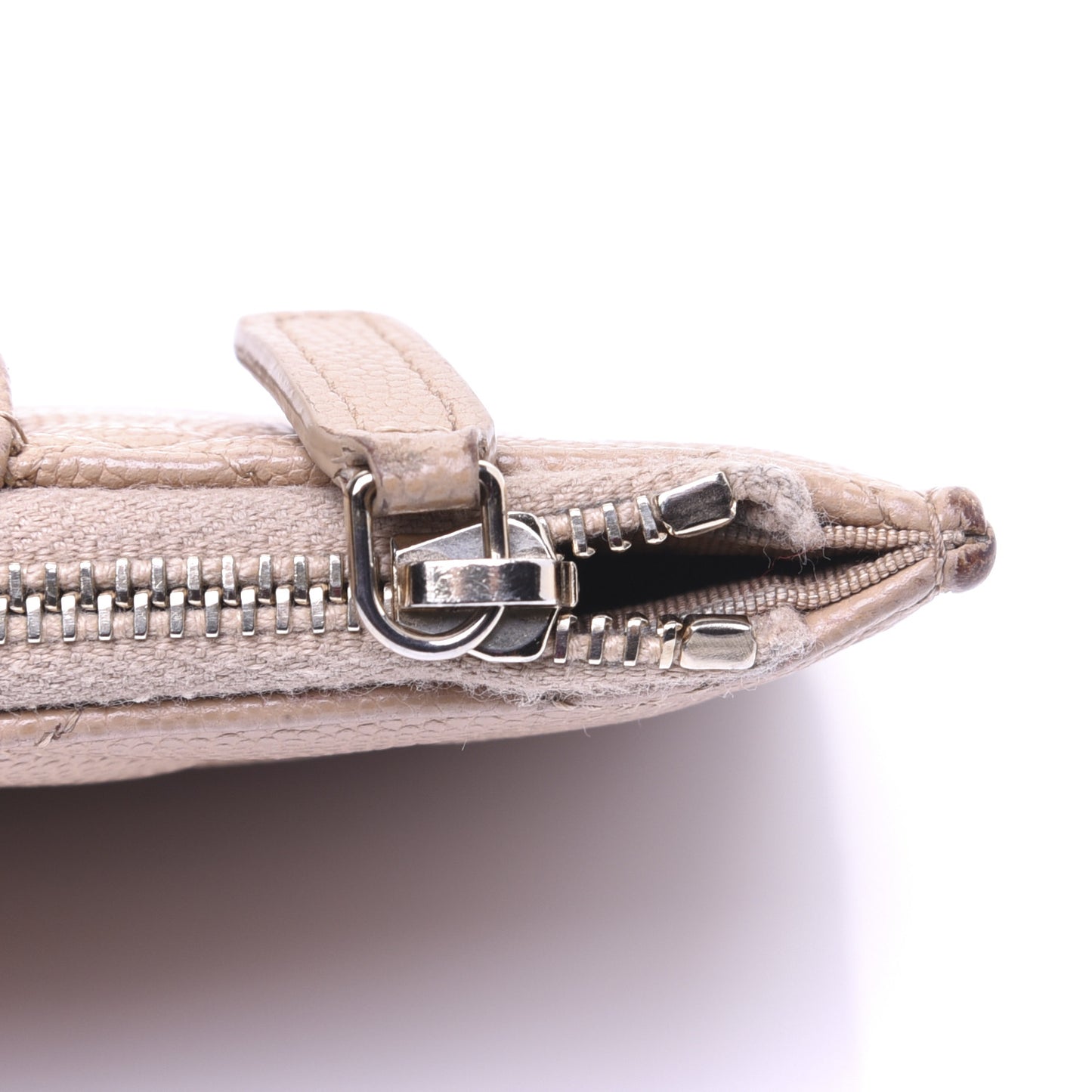 Iridescent Caviar Quilted Classic iPhone Pouch Beige
