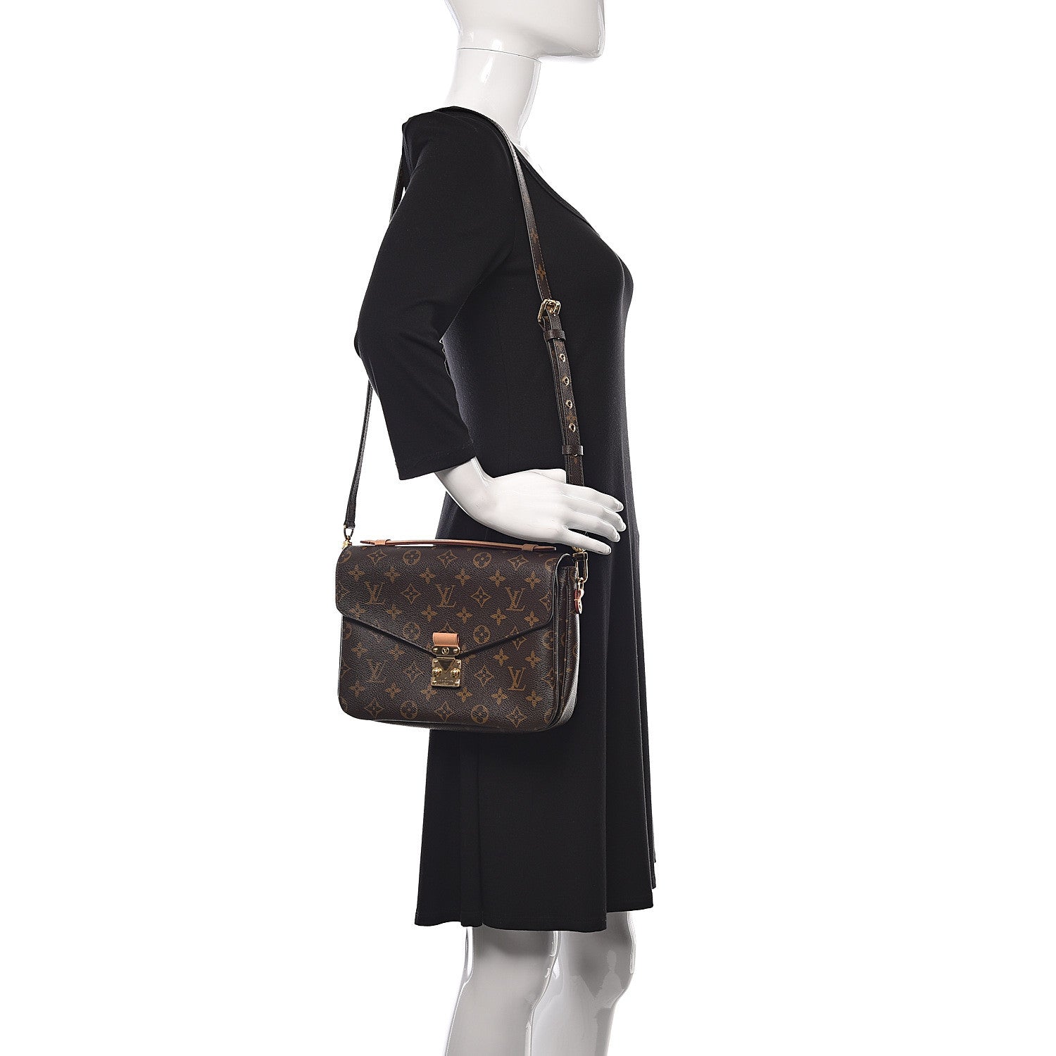 Louis Vuitton Monogram Pochette Metis 2 of 11