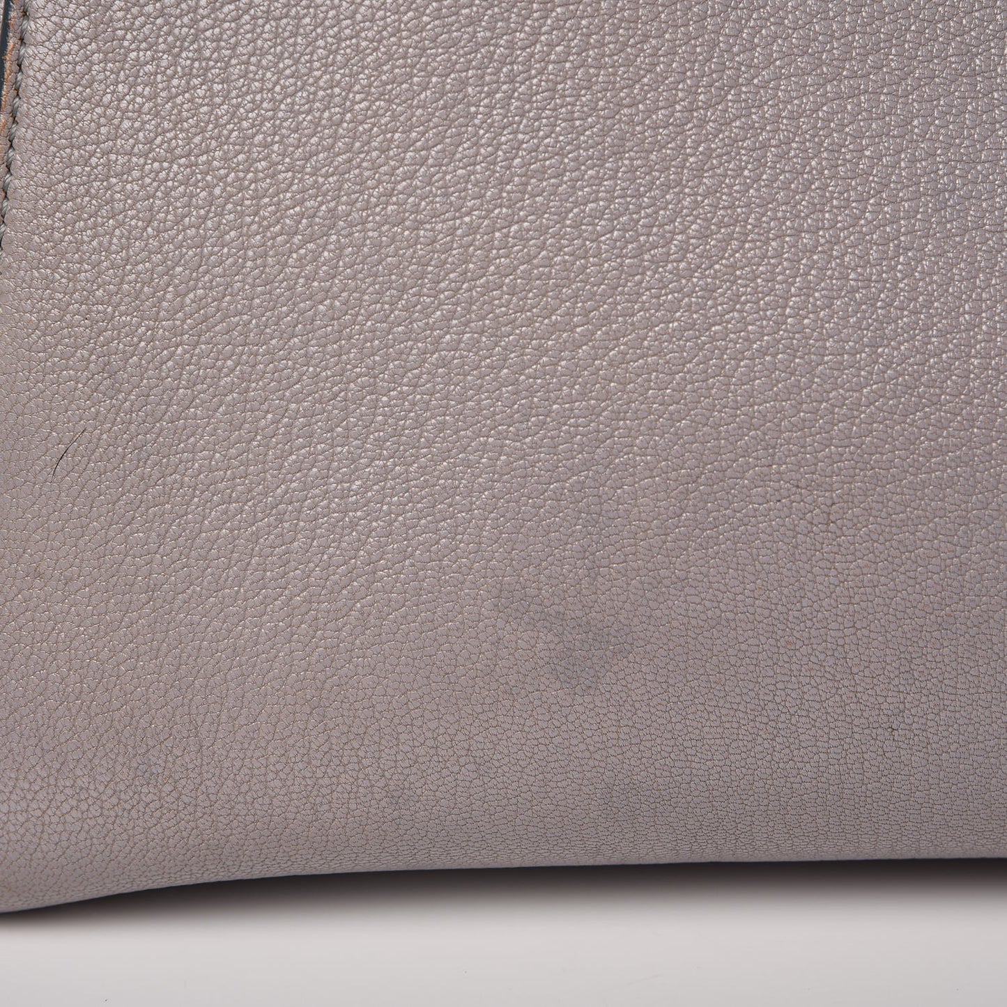 Sugar Goatskin Medium Antigona Pearl Grey