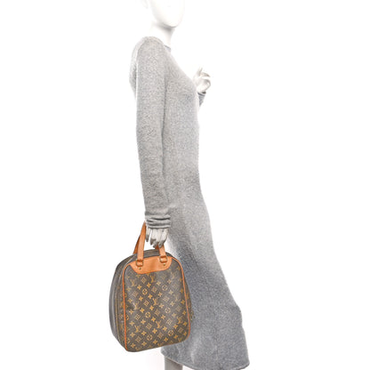 Louis Vuitton Monogram Excursion Shoe Bag 3 of 11