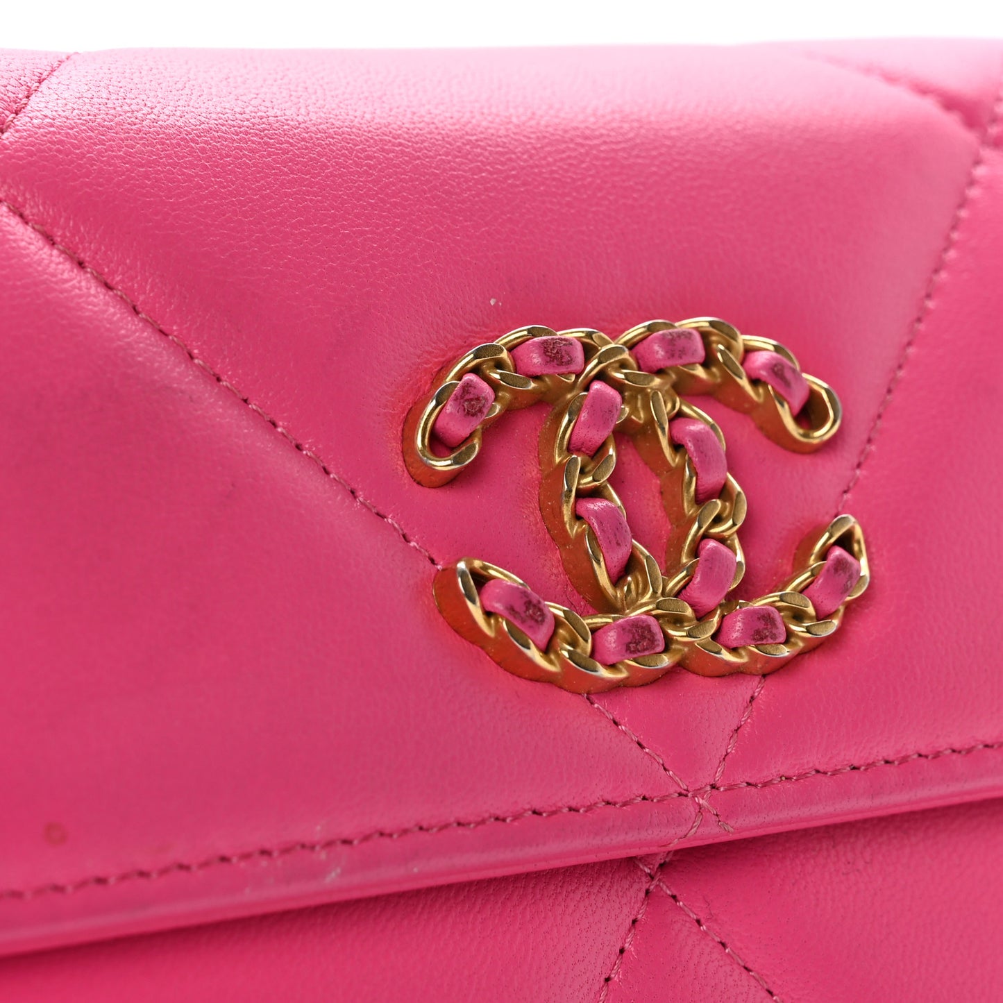Shiny Goatskin Quilted Chanel 19 Flap Wallet Dark Pink
