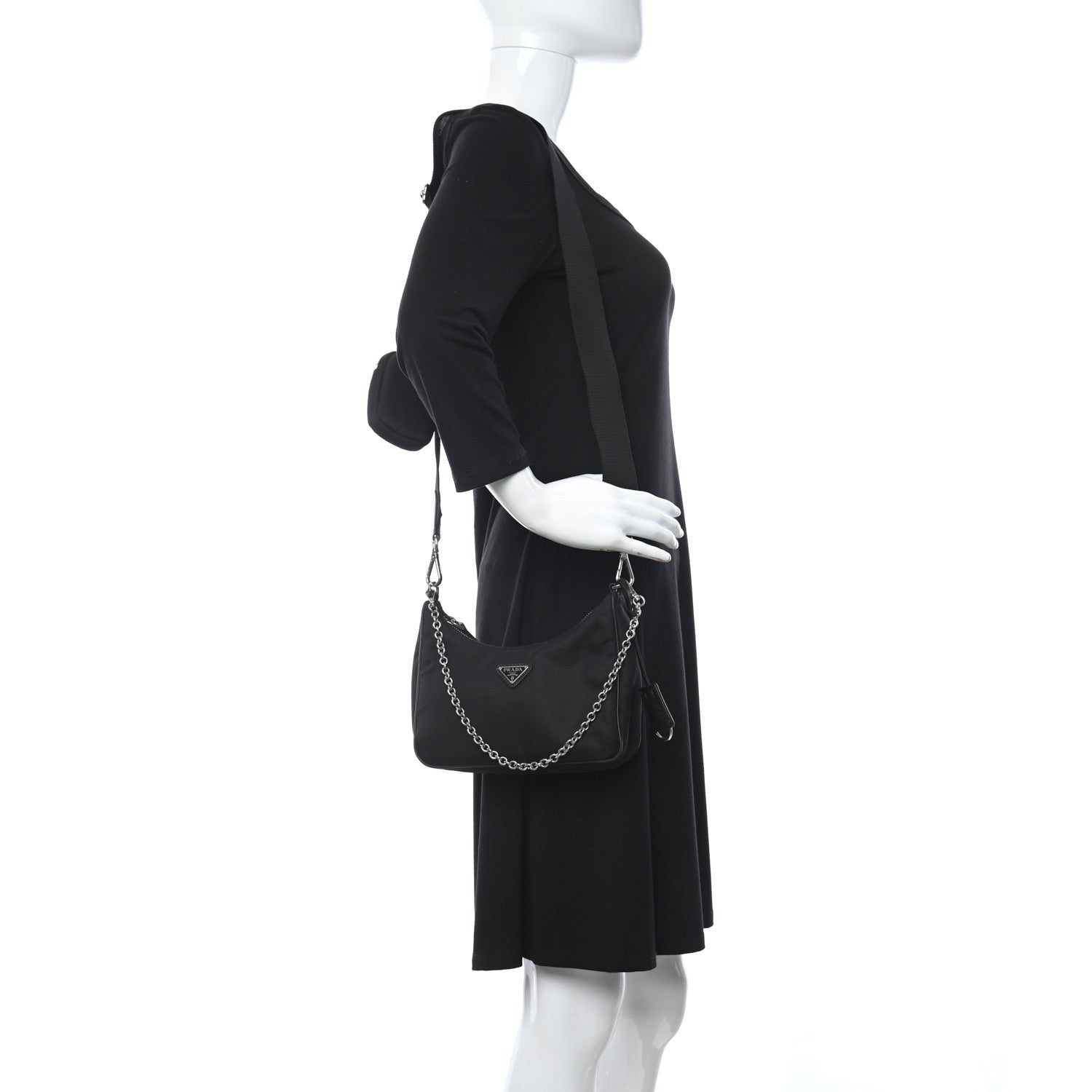 Prada Nylon Re-Edition 2005 Shoulder Bag Black 2 of 5