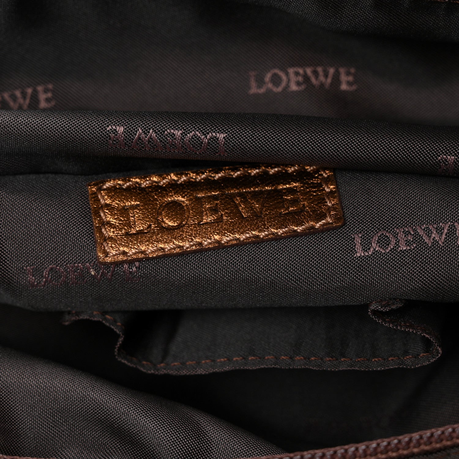 Loewe Metallic Nappa Aire Shoulder Bag Bronce 5 of 8