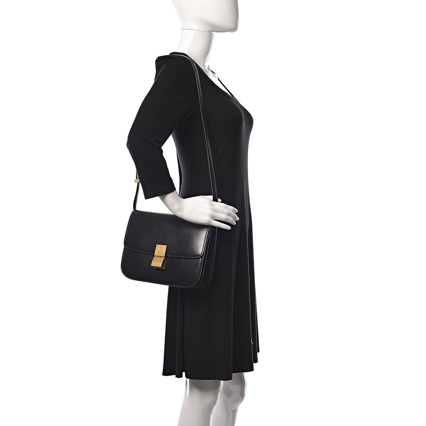 Box Calfskin Medium Classic Box Flap Bag Black