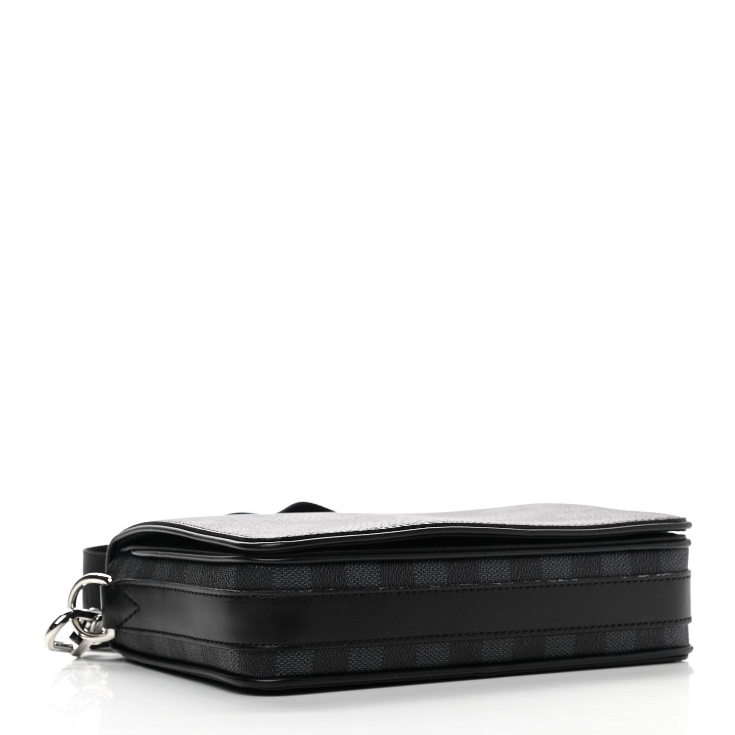 Louis Vuitton Damier Graphite 3D Studio Messenger 4 of 13