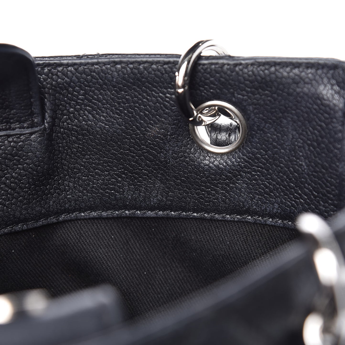 Caviar Quilted Petit Shopping Tote PST Black