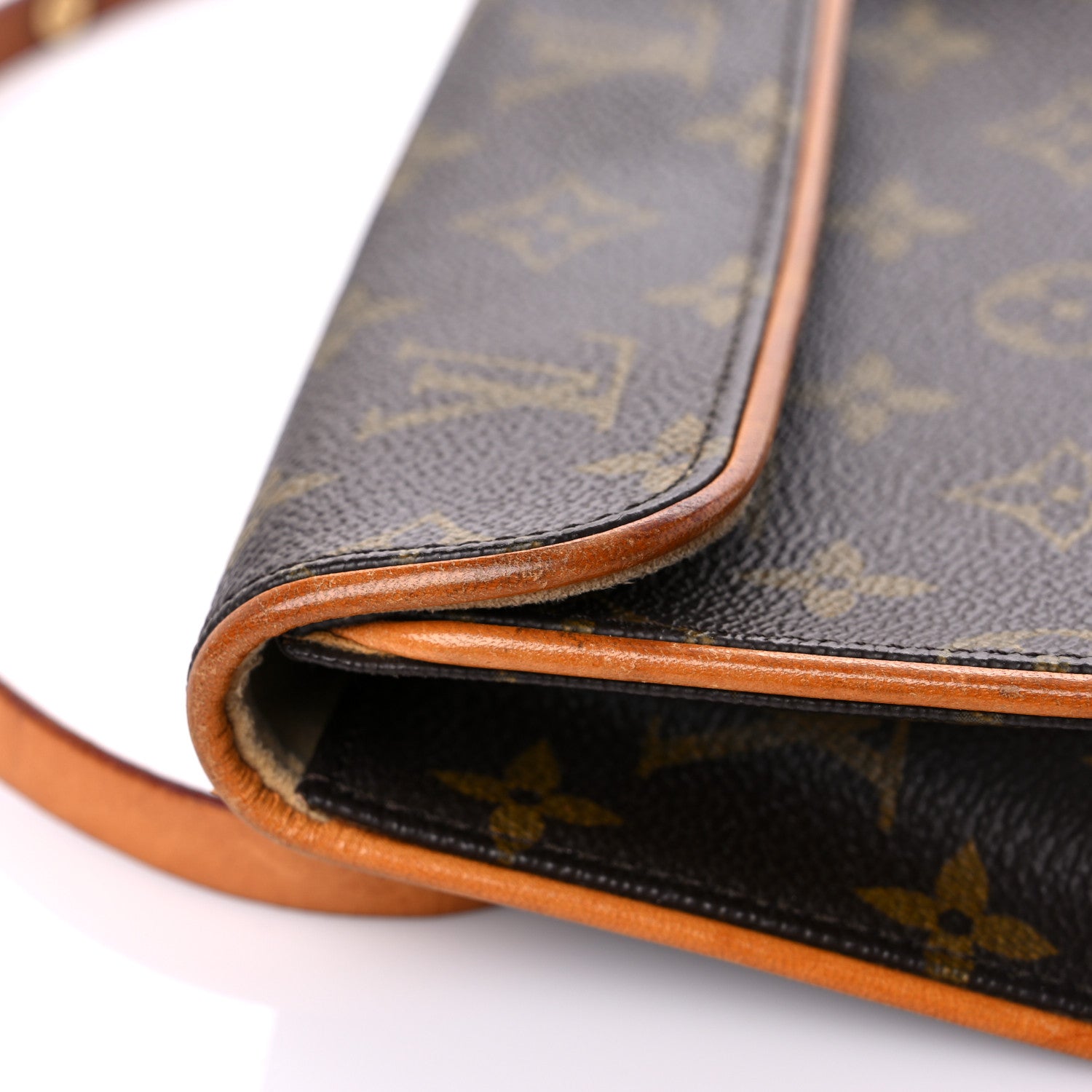 Louis Vuitton Monogram Pochette Florentine XS 17 of 22