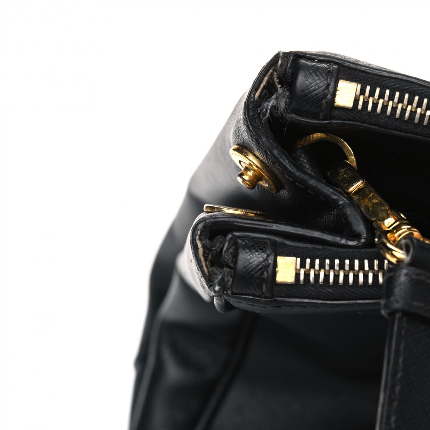 Saffiano Medium Galleria Double Zip Tote Black