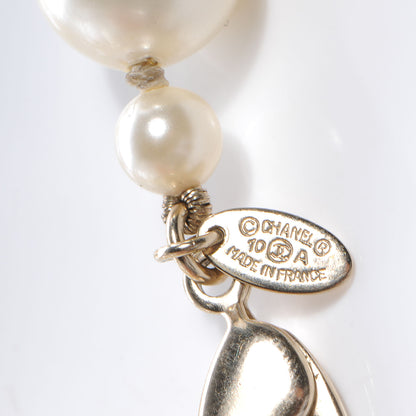 Chanel Pearl CC Bracelet Gold 3 of 4