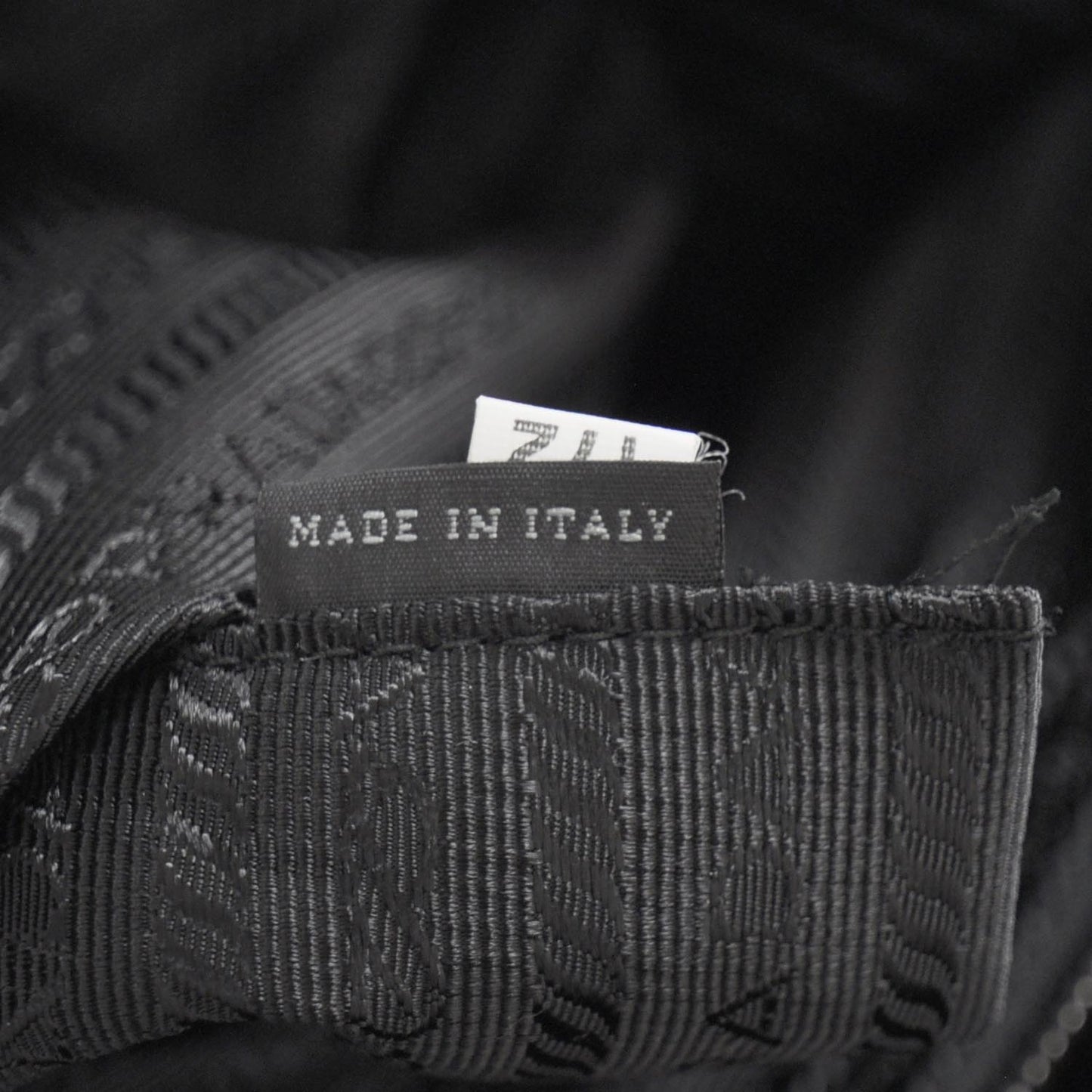 Soft Leather Messenger Bag Nero Black