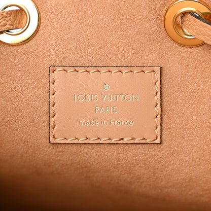 Louis Vuitton Empreinte Monogram Giant Neonoe MM Arizona Beige 7 of 10