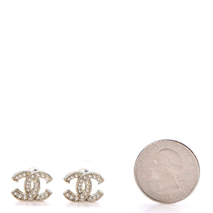 Chanel Pearl CC Earrings Light Gold 2 of 5