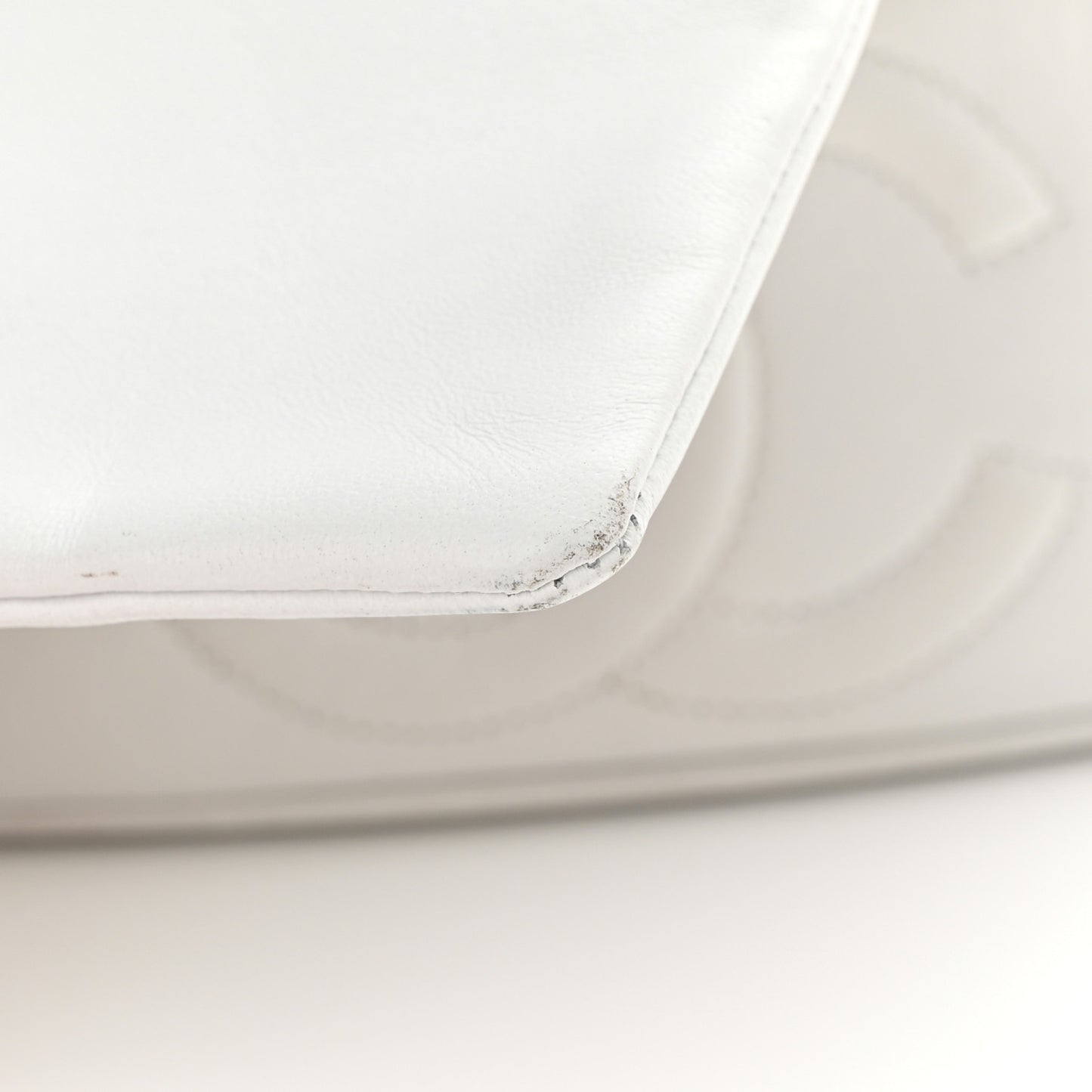 Lambskin CC Drawstring Bucket Bag White