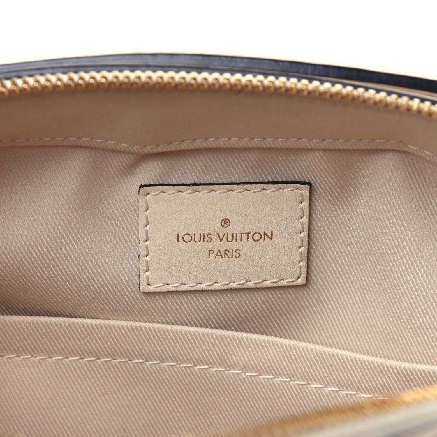 Louis Vuitton Monogram Saintonge Creme 6 of 12