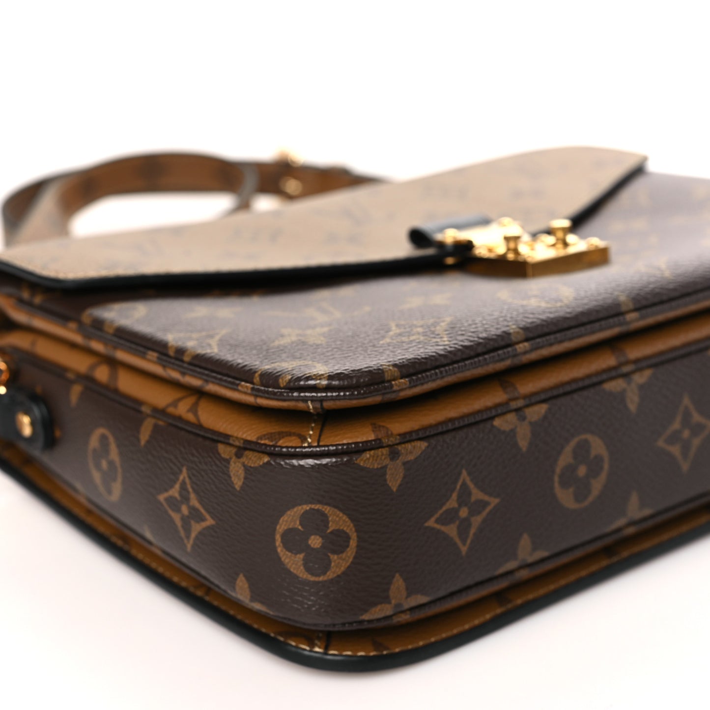 Reverse Monogram Pochette Metis