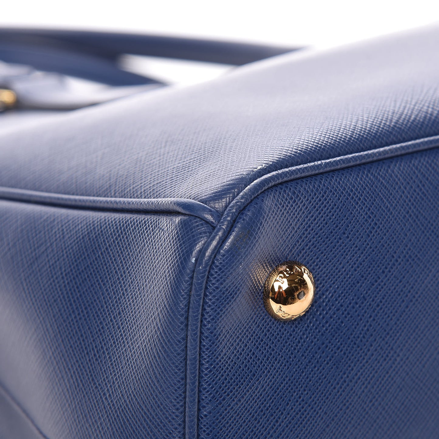 Saffiano Lux Medium Tote Bluette