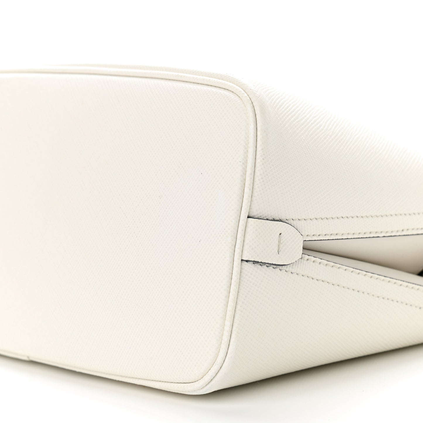 Saffiano Cuir Medium Matinee Tote Cloudy Grey