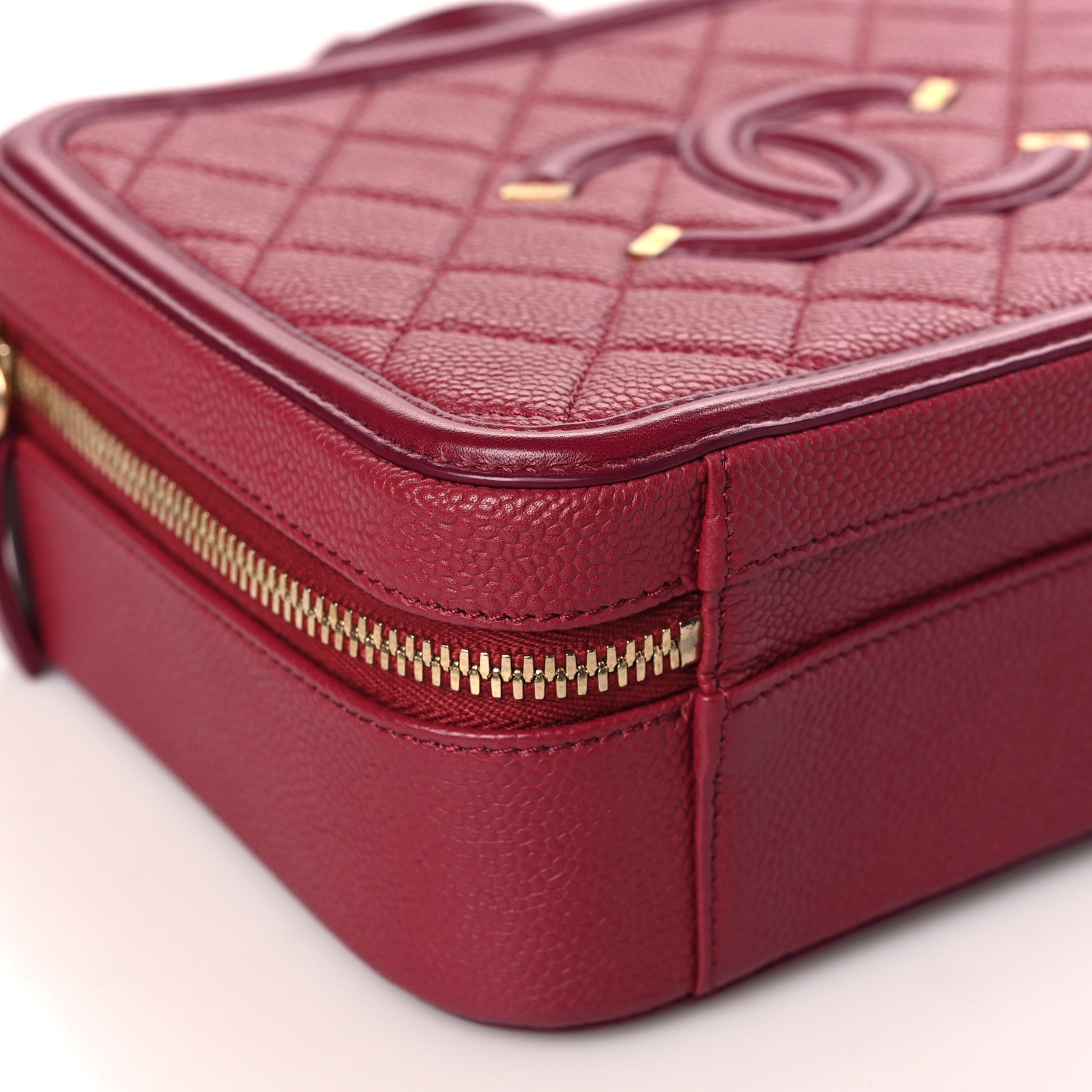 Chanel Caviar Quilted Medium CC Filigree Vanity Case Red 8 of 9