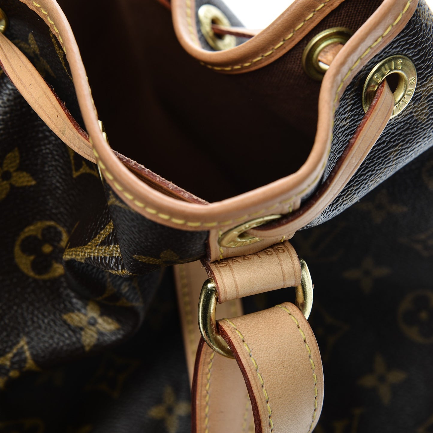 Monogram Noe