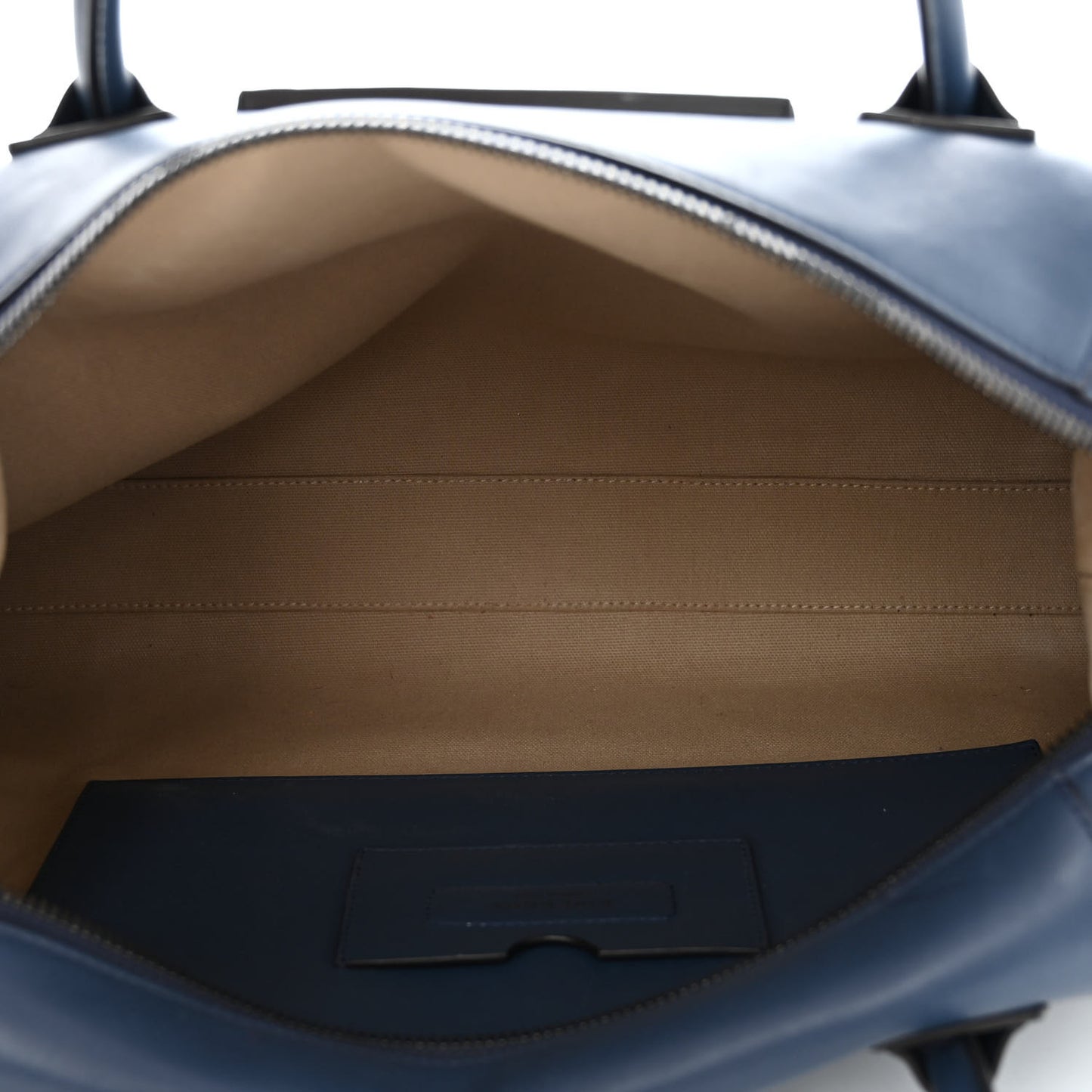 Smooth Calfskin Medium Soft Antigona Midnight