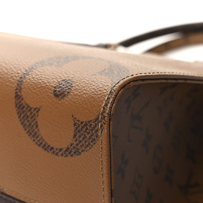 Louis Vuitton Reverse Monogram Giant Onthego MM 11 of 12