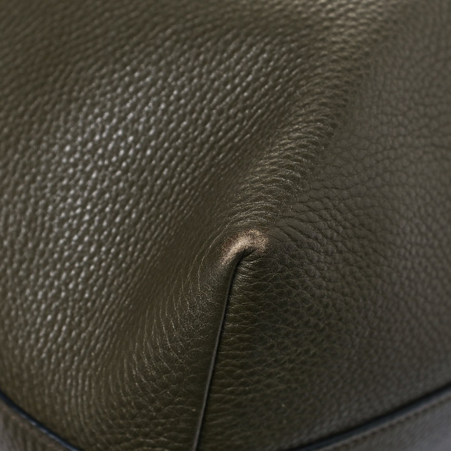 Vitello Daino Shopping Tote Militare