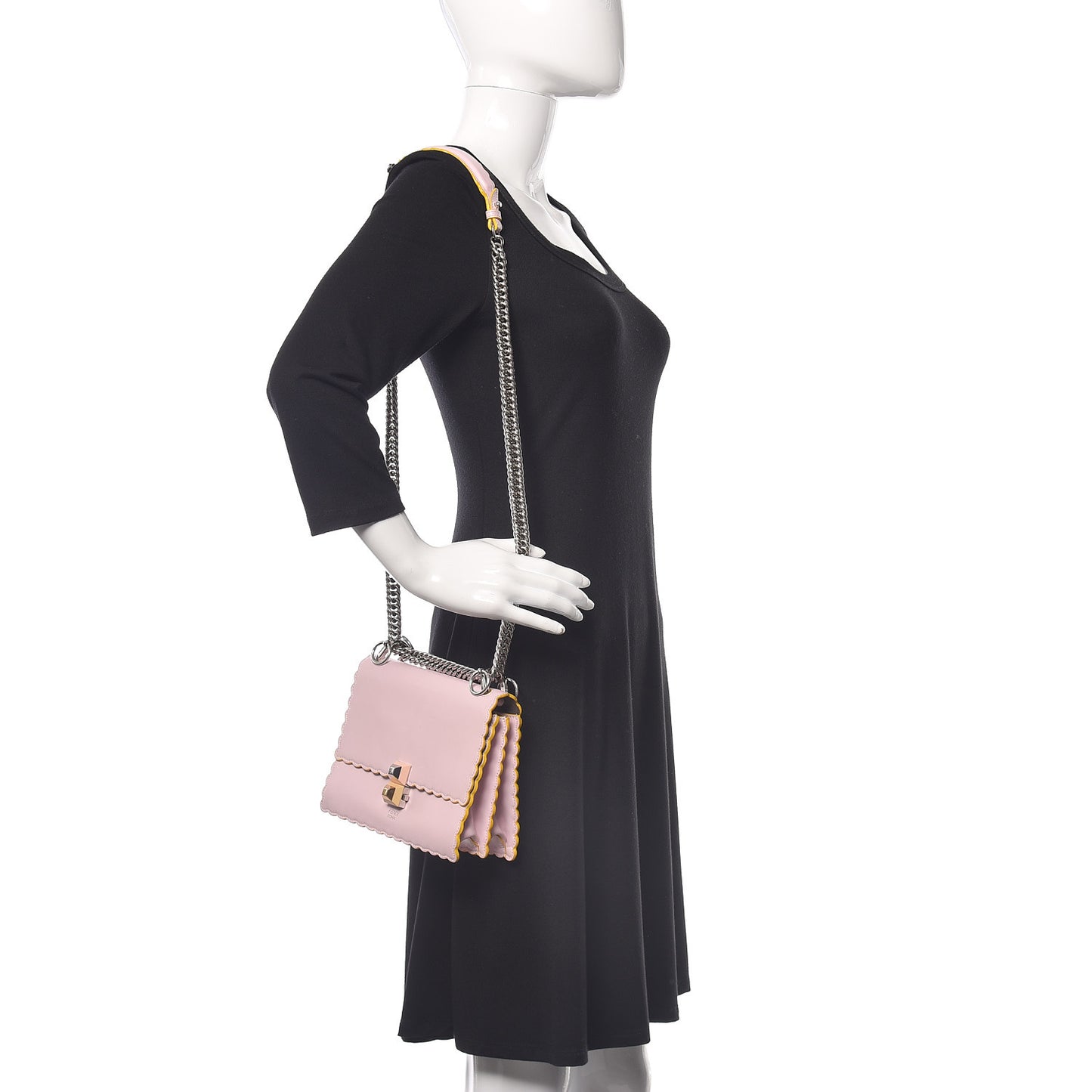 Vitello Liberty Scalloped Studded Small Kan I Shoulder Bag Peonia