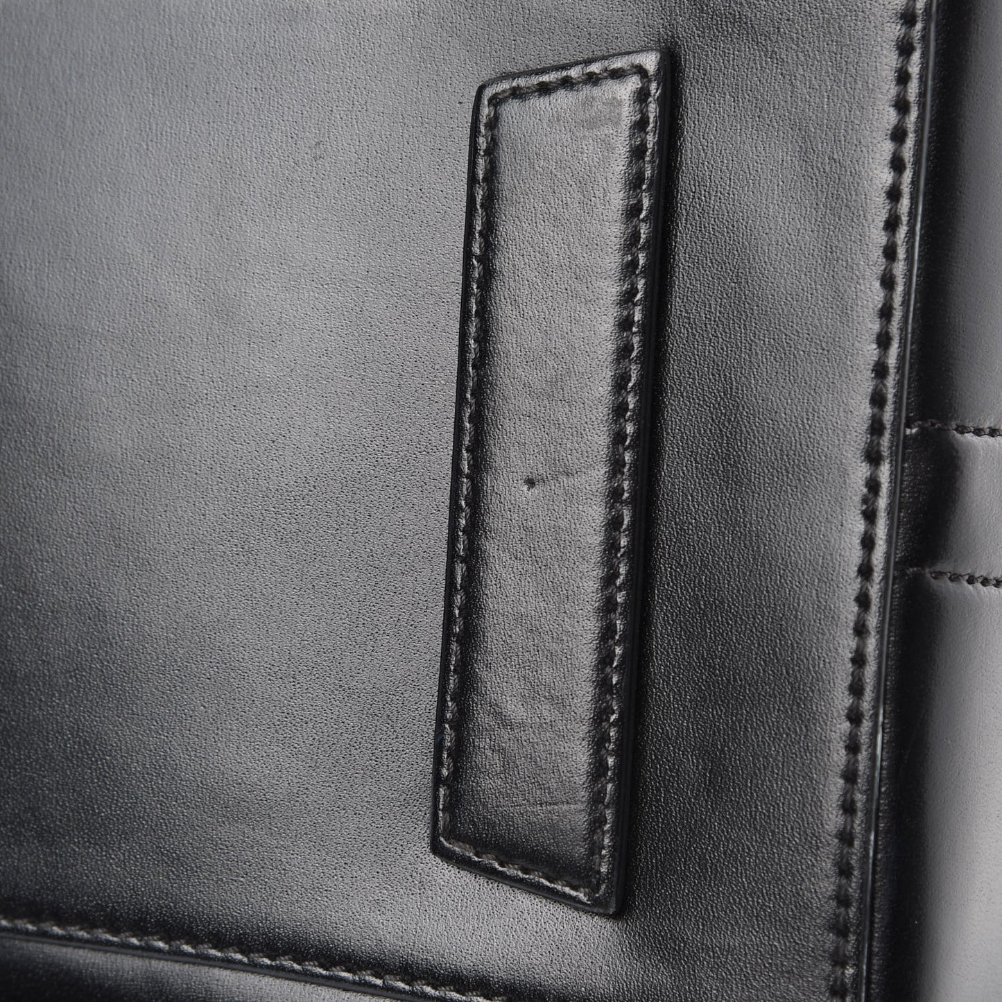 Shiny Lord Calfskin Medium Antigona Black