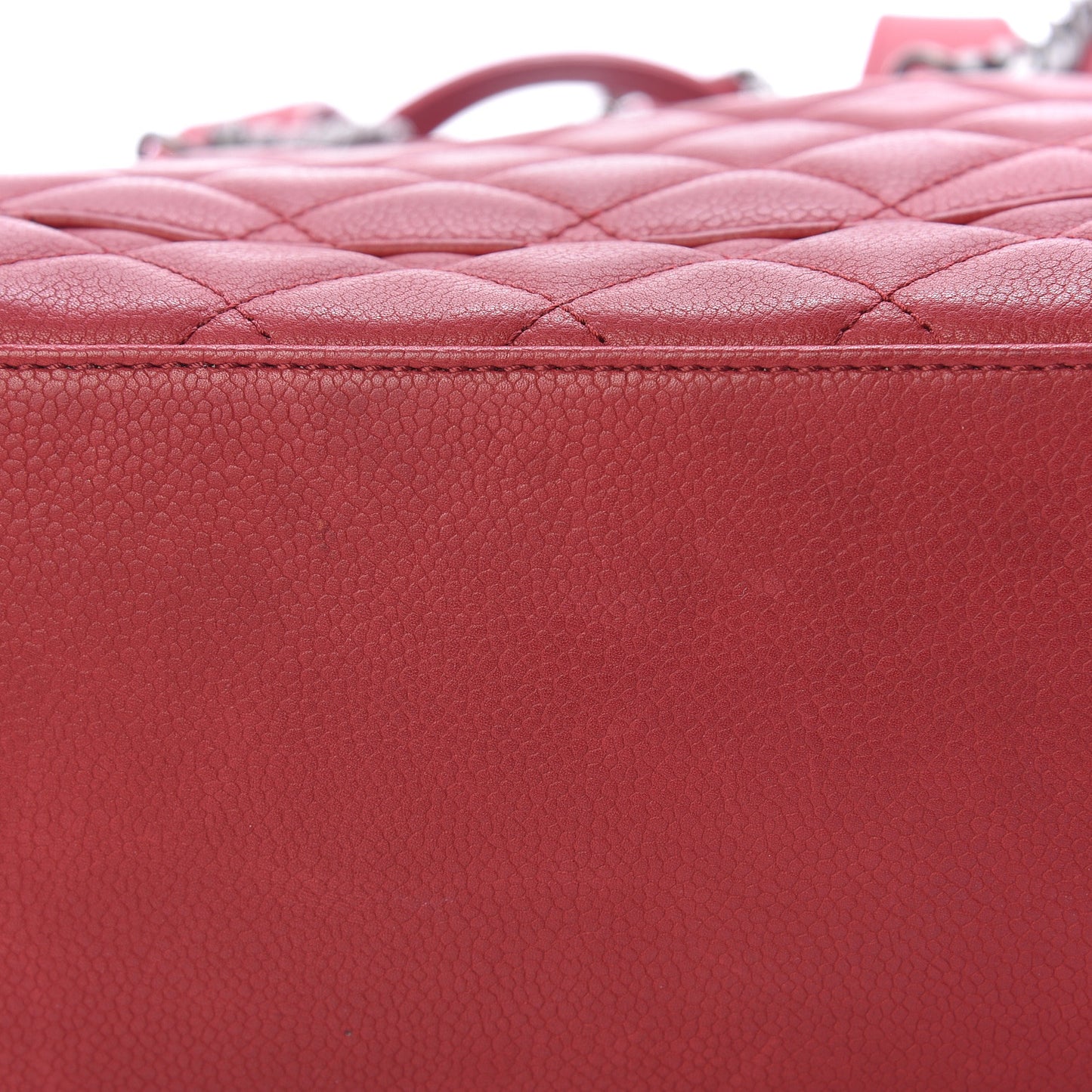 Caviar Quilted Large Casual Pocket Tote Red