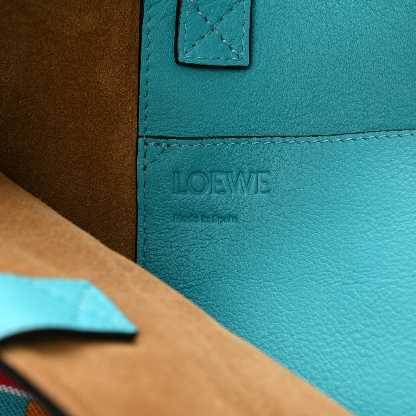 Knit Jacquard Vertical Logo Tote Multicolor