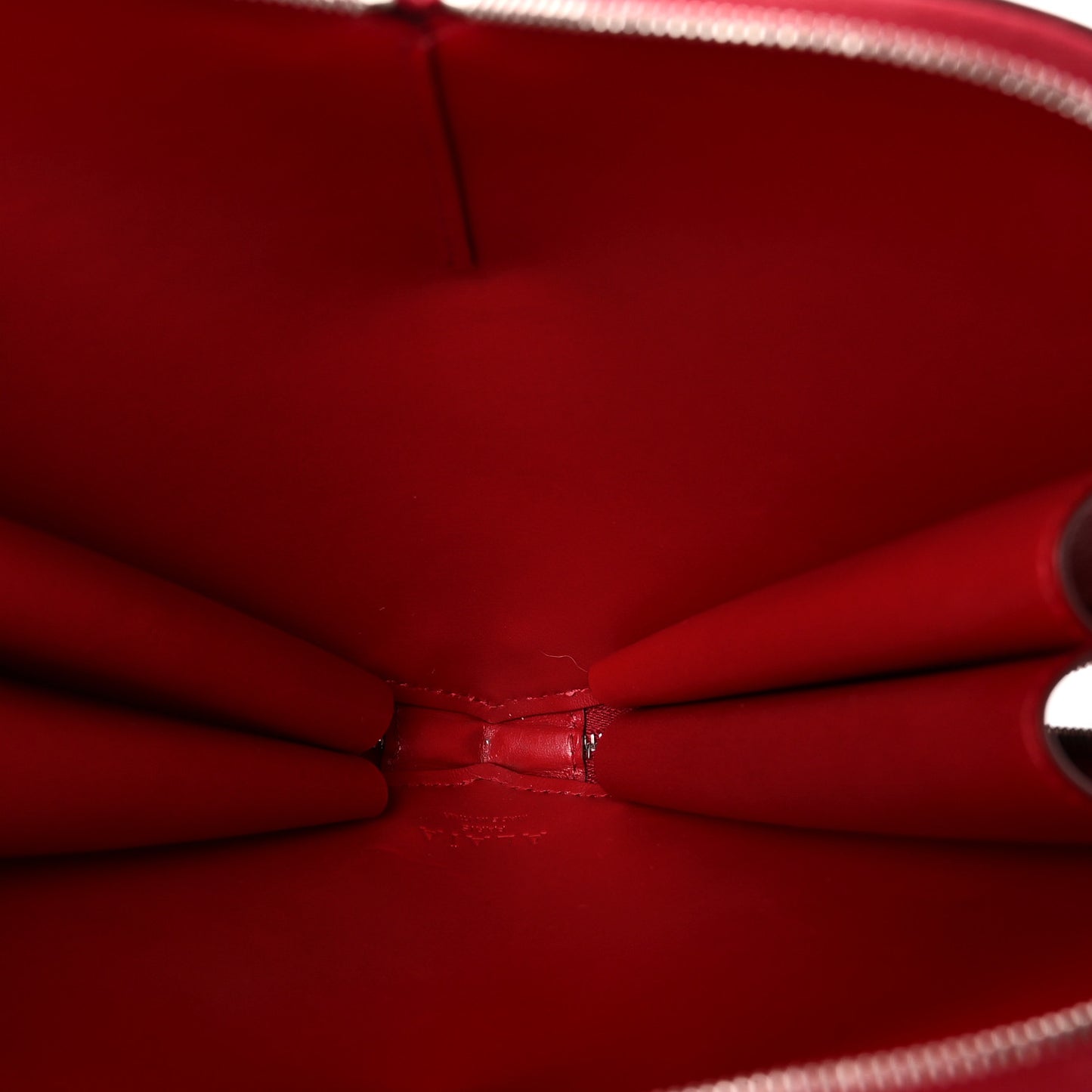 Lux Calfskin Le Coeur Bag Lacquer Red
