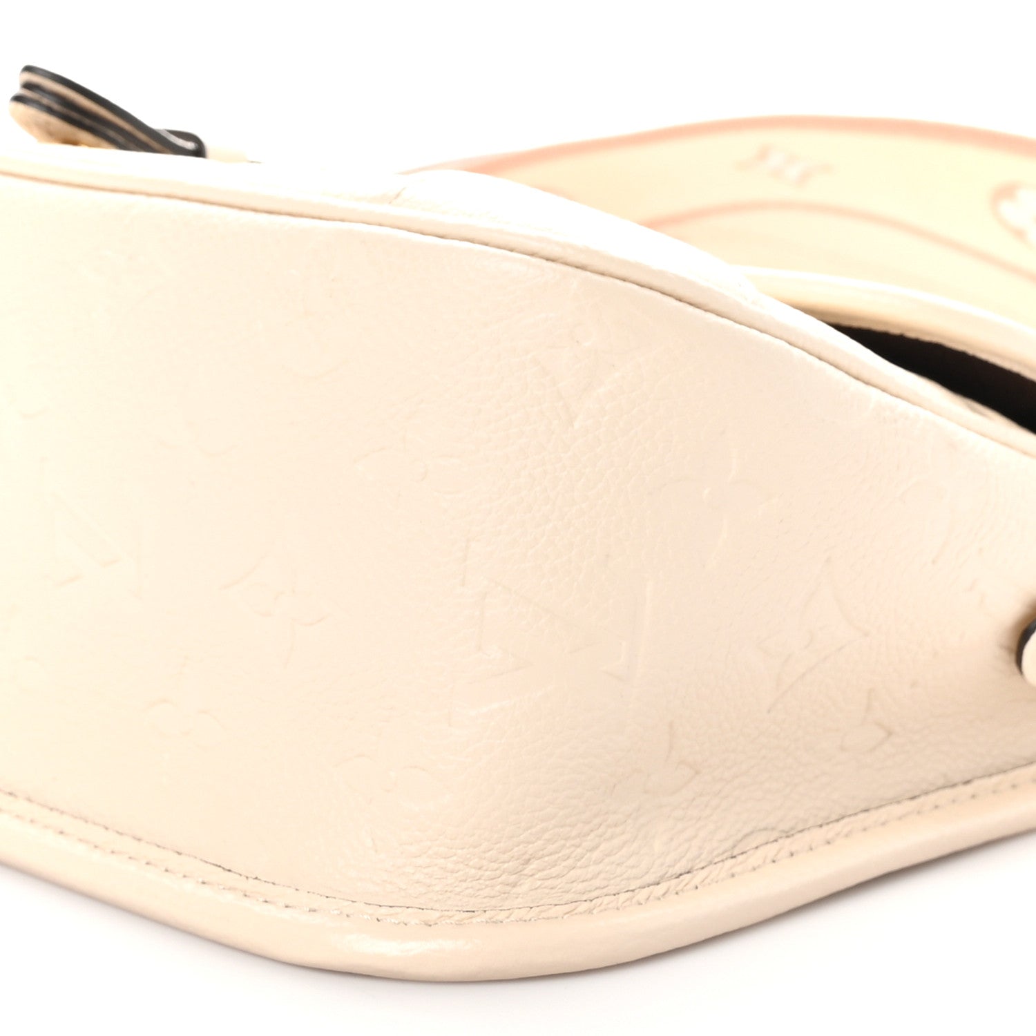 Louis Vuitton Empreinte Monogram Giant Diane Cream 5 of 9