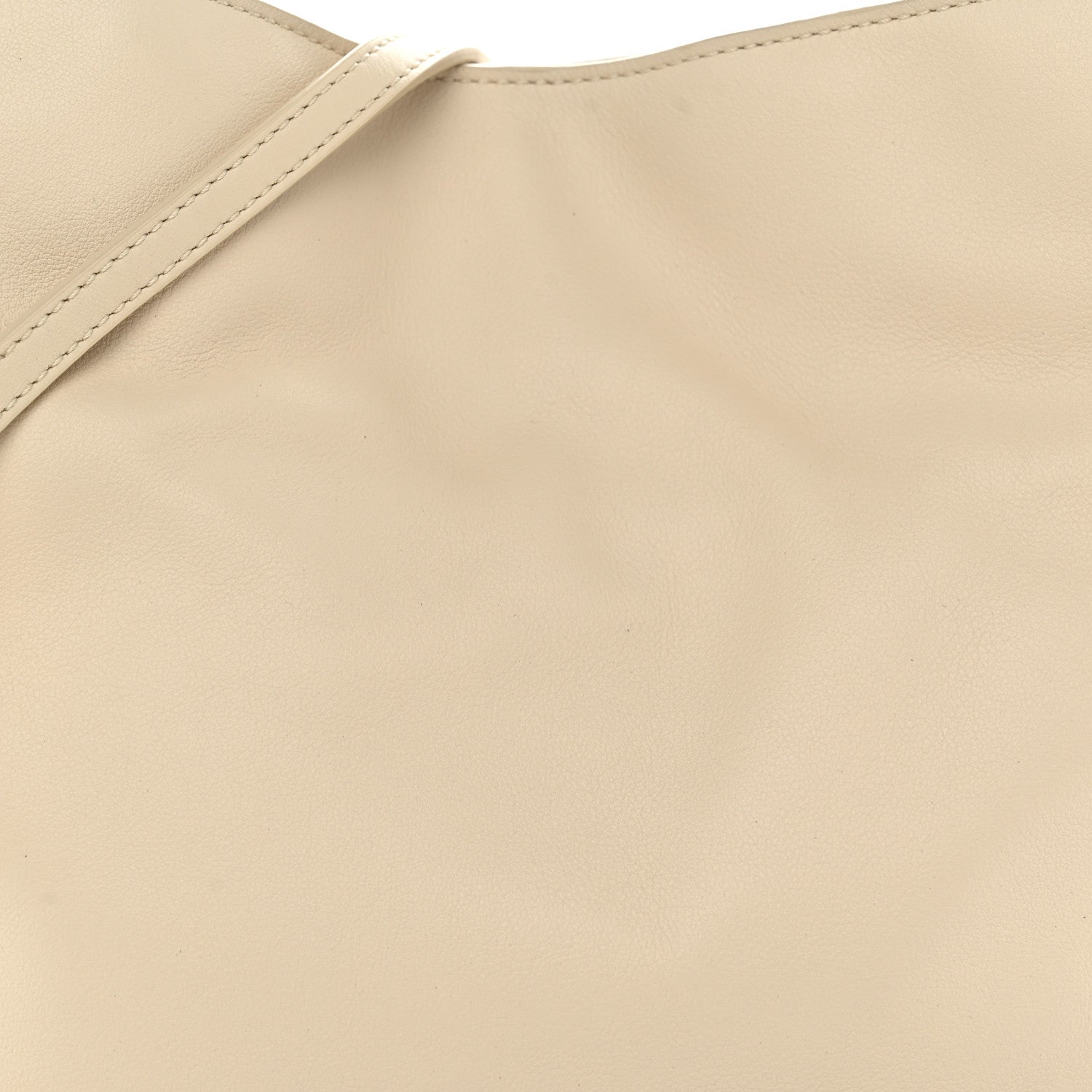 Loewe Nappa Flamenco Knot Clutch Angora 7 of 9