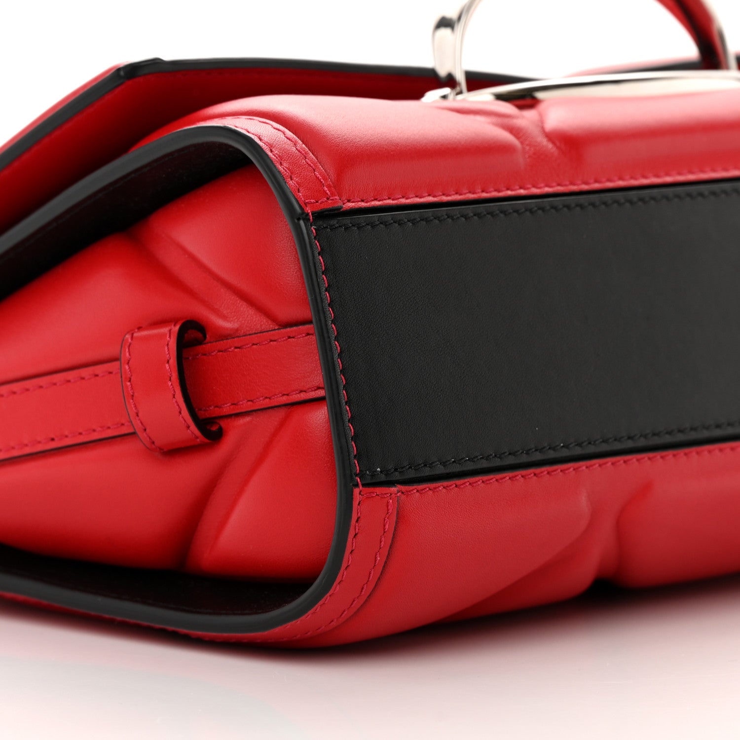 Alexander McQueen Calfskin The Story Quilted Shoulder Bag Red 9 of 15