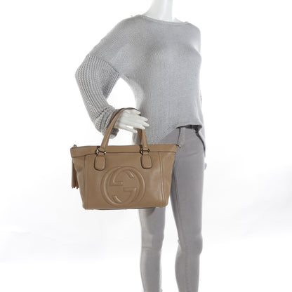 Gucci Pebbled Calfskin Small Soho Top Handle Bag Cream 2 of 7