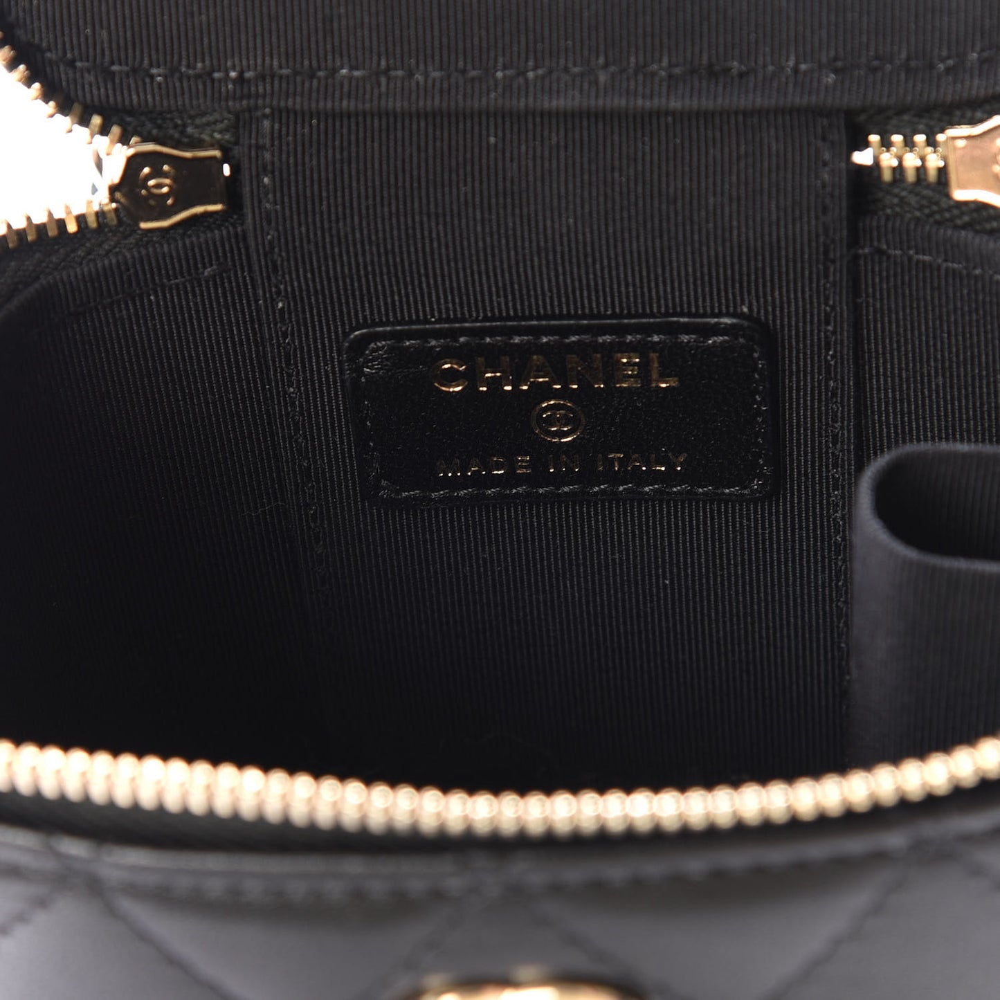 Lambskin Quilted Mini Vanity Case With Chain Black