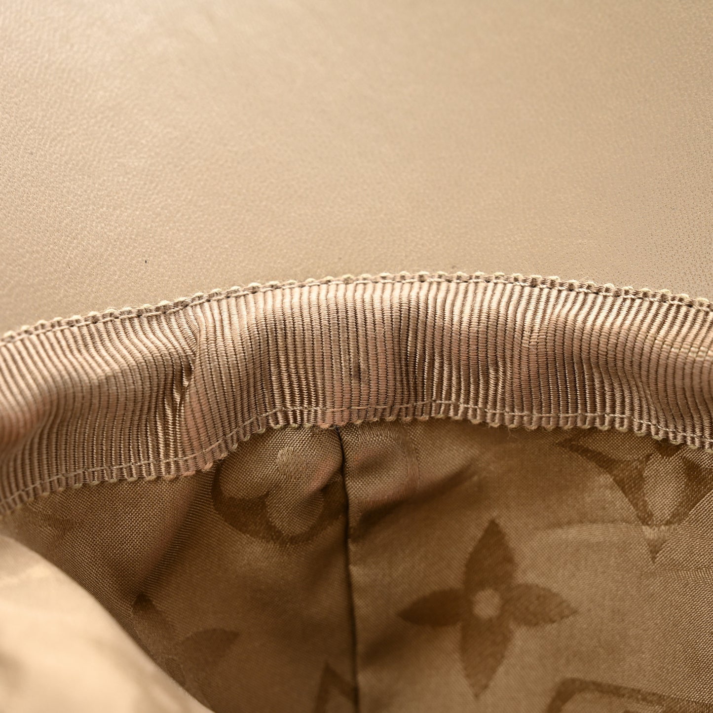 Monogram Get Ready LV Cap L Beige