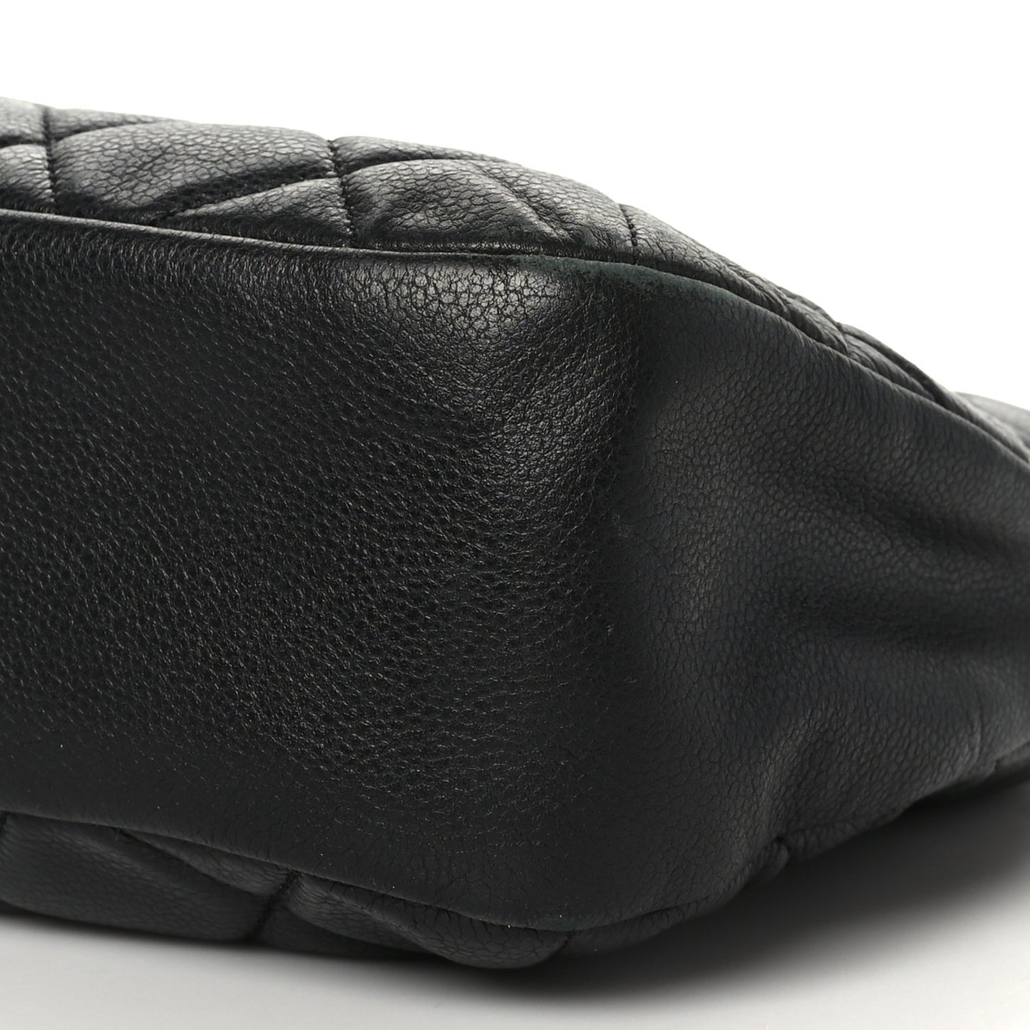 Caviar Quilted CC Timeless Soft Tote Black