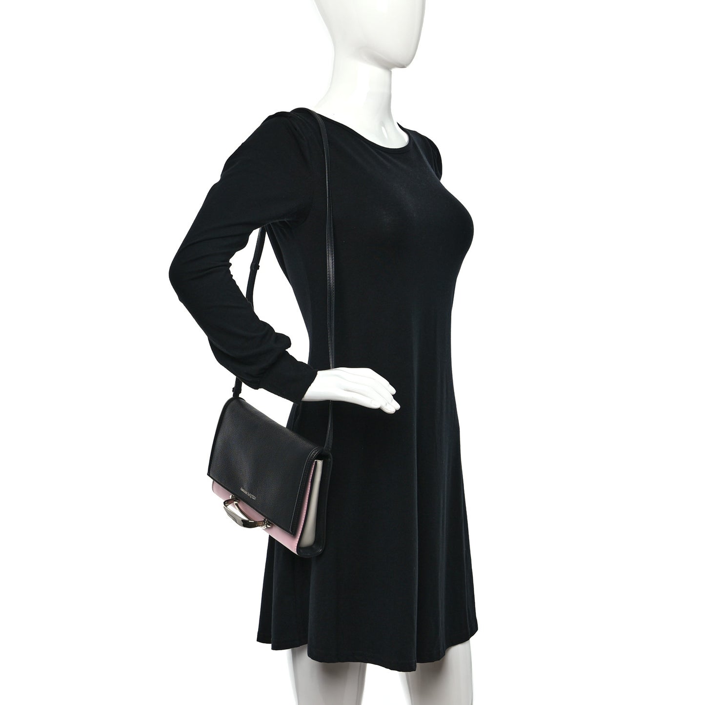 Calfskin The Story Shoulder Bag Black Pink