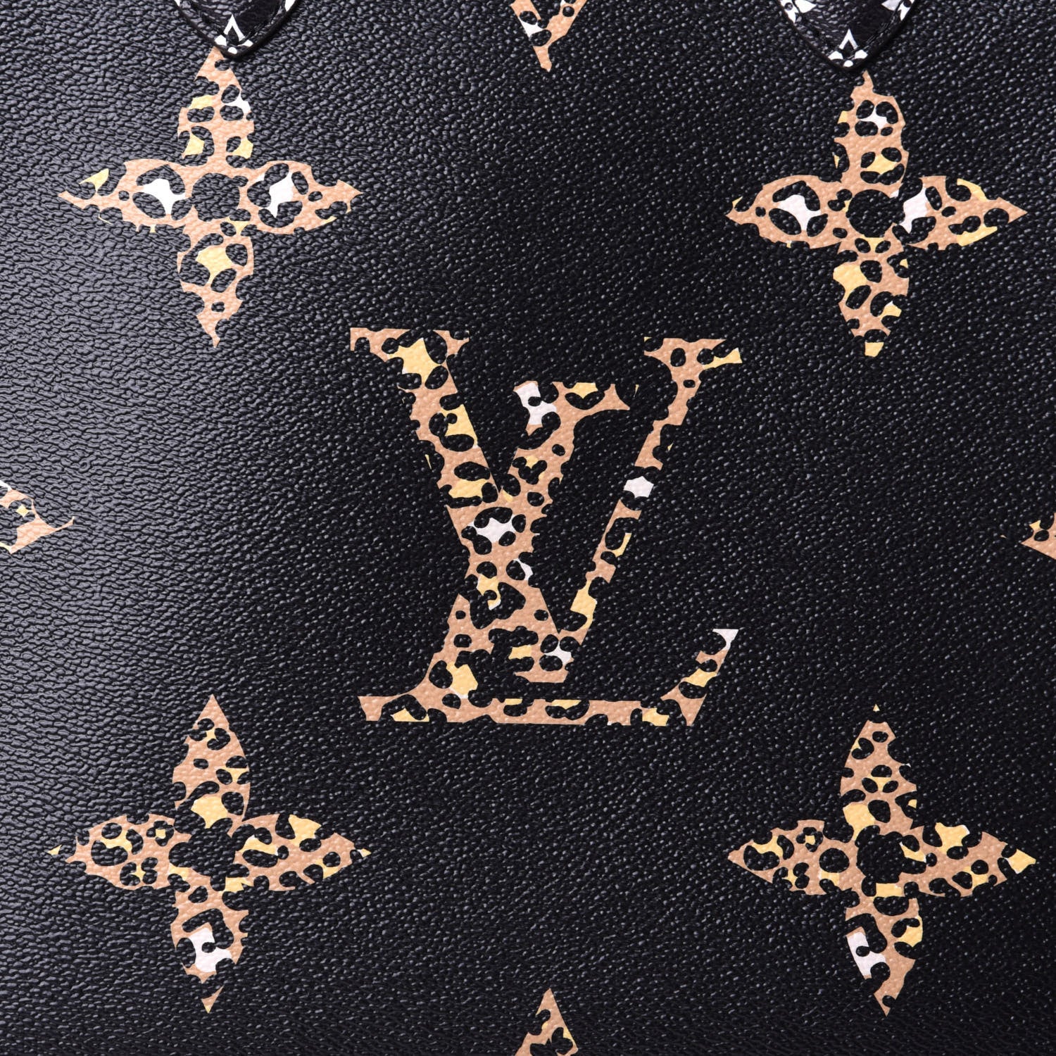 Louis Vuitton Monogram Giant Jungle Onthego GM Black 8 of 10