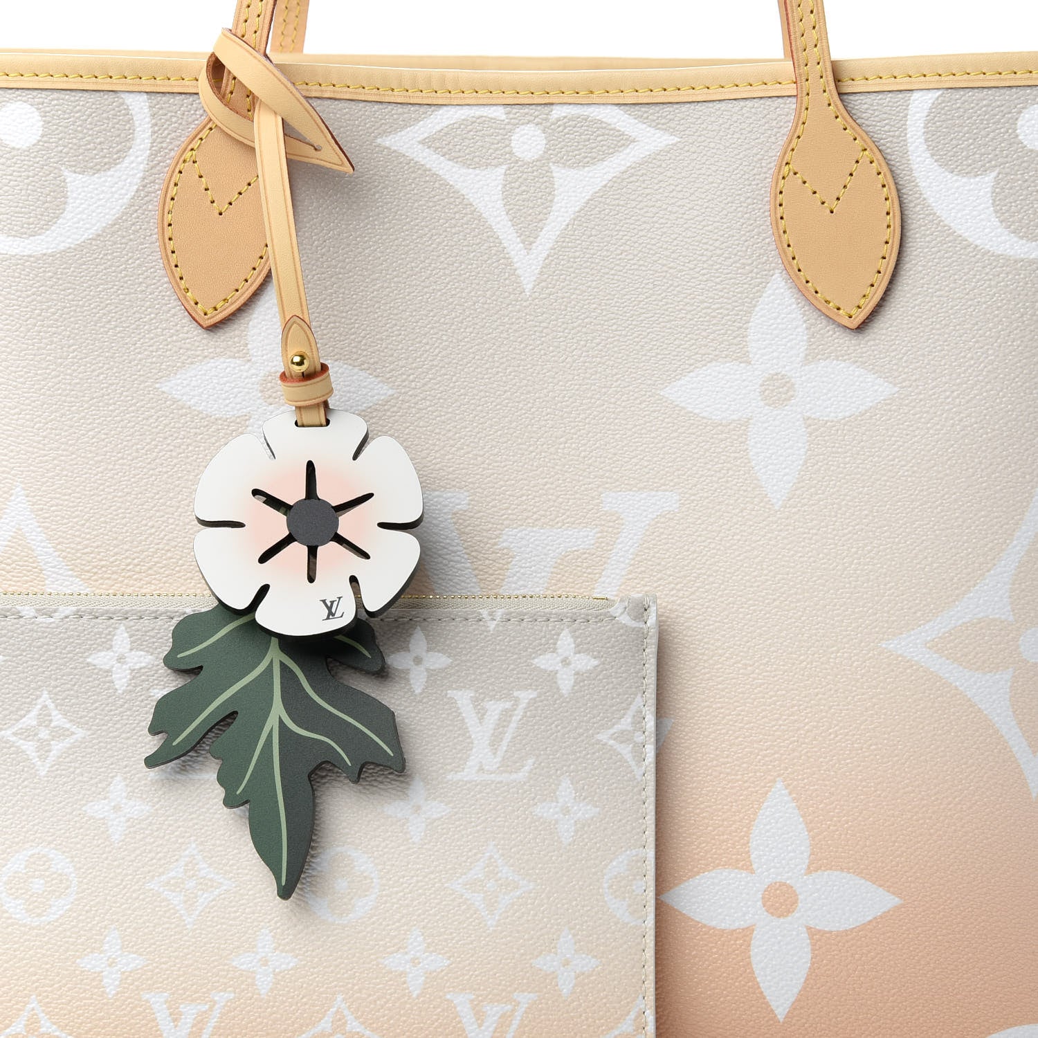 Louis Vuitton Monogram Giant By The Pool Neverfull MM Brume 10 of 10
